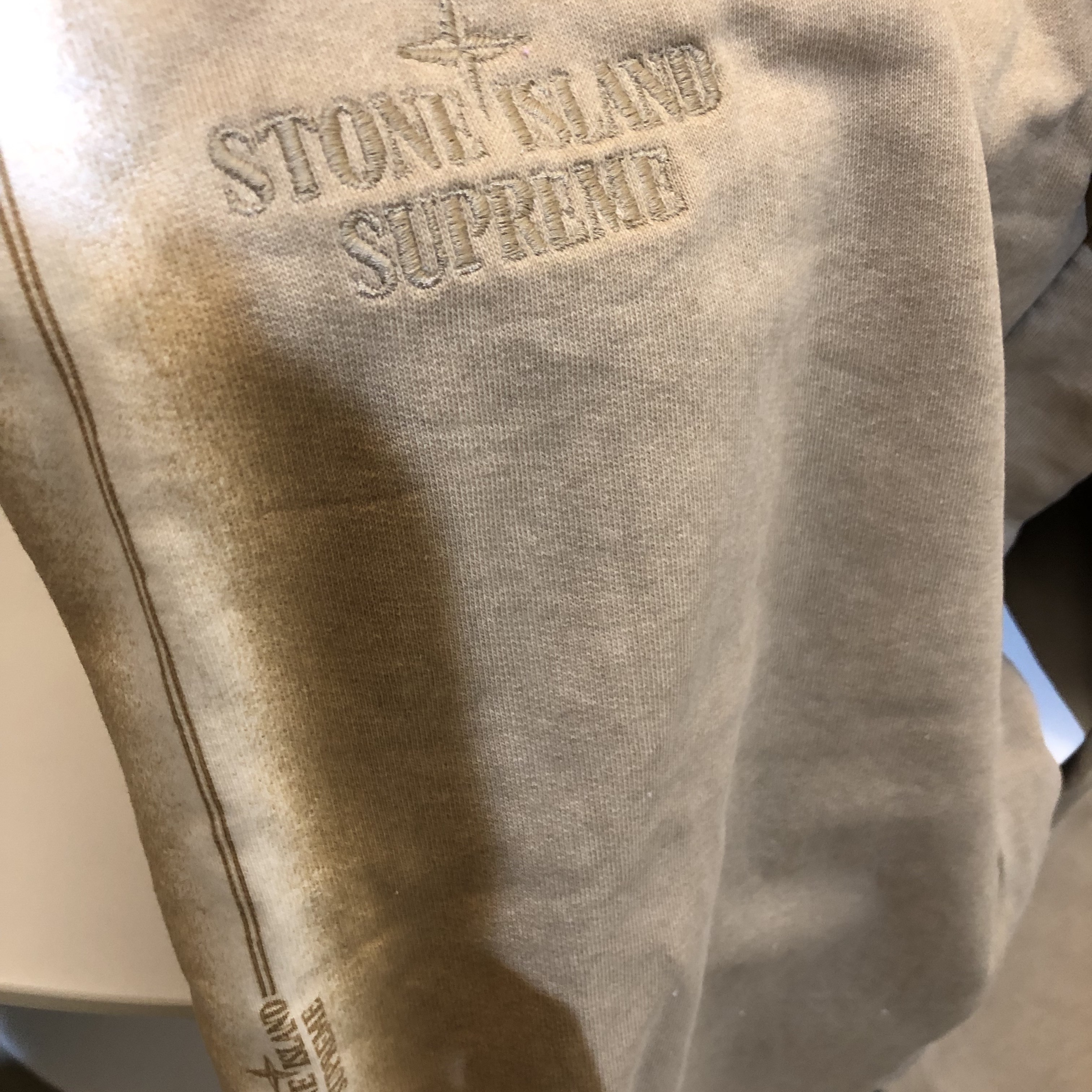 Supreme x Stone Island Stripe Sweatpants Tan - 22SS 착용 스타일 - 2
