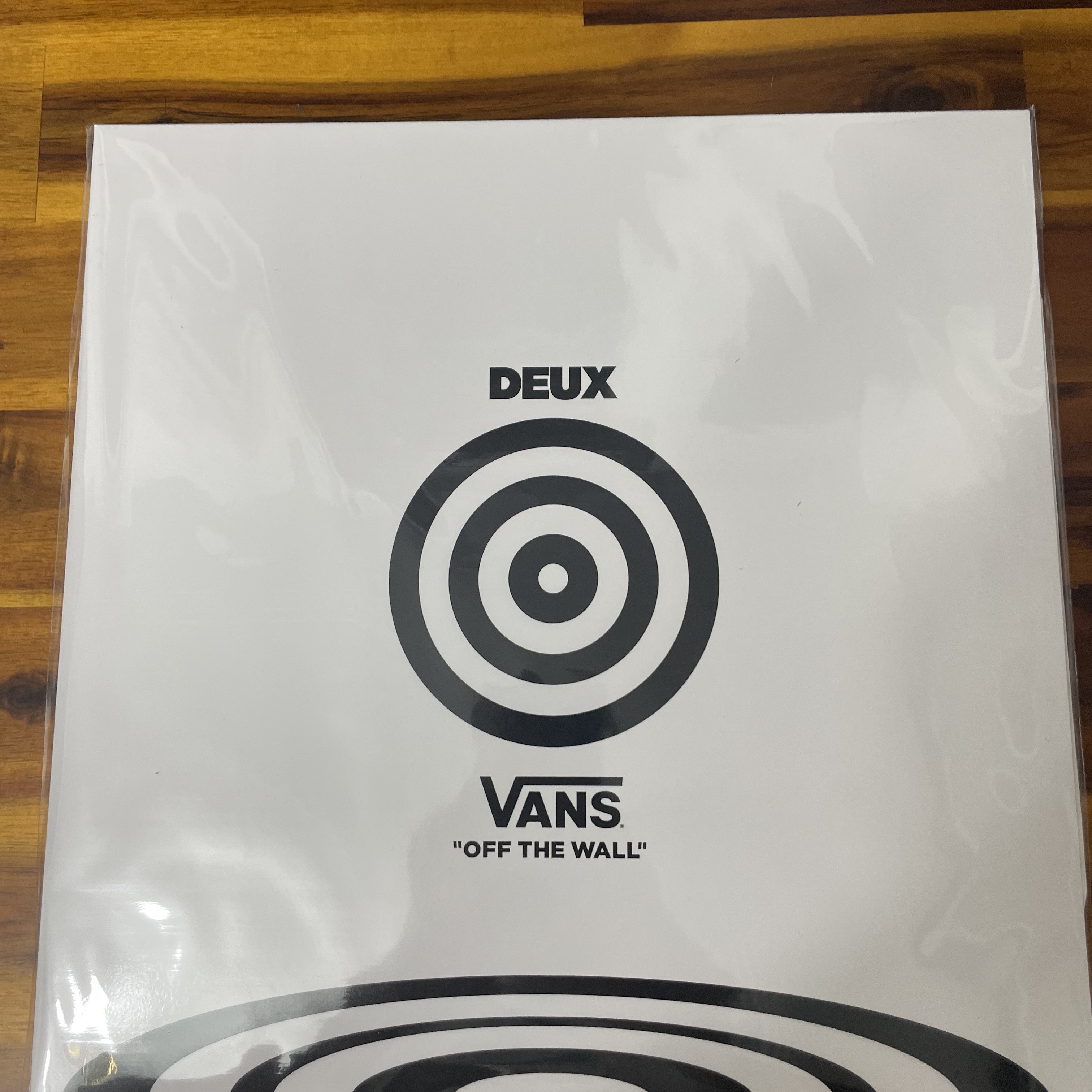 Vans x Deux Authentic 44 DX Black 착용 스타일 - 3