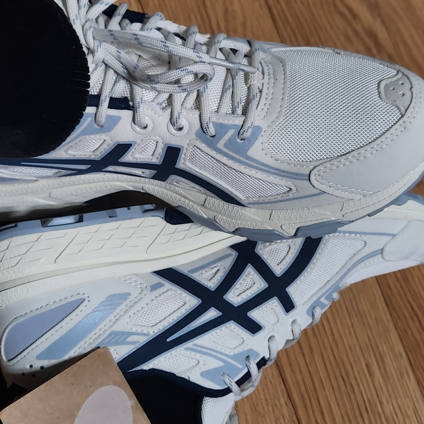 Asics Gel-Venture 6 SPS Birch French Blue 착용 스타일