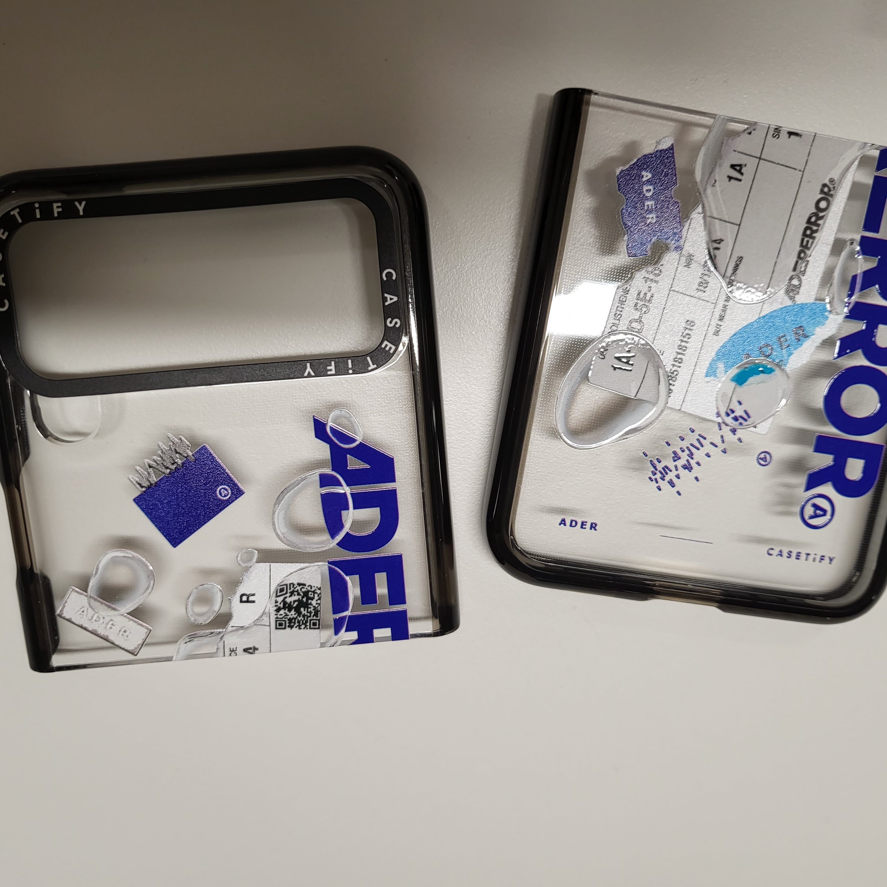 Casetify x Ader Error Galaxy Sticker Case Clear 착용 스타일 - 2