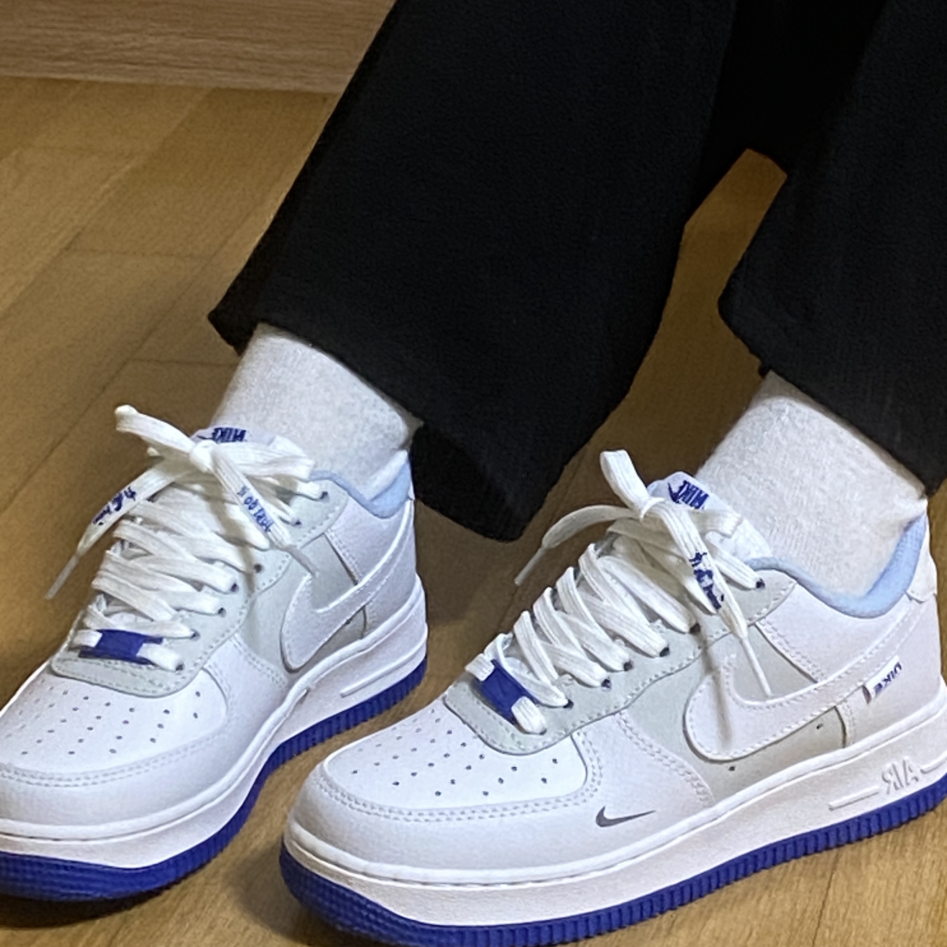 (GS) Nike Air Force 1 LV8 White Photon Dust 착용 스타일