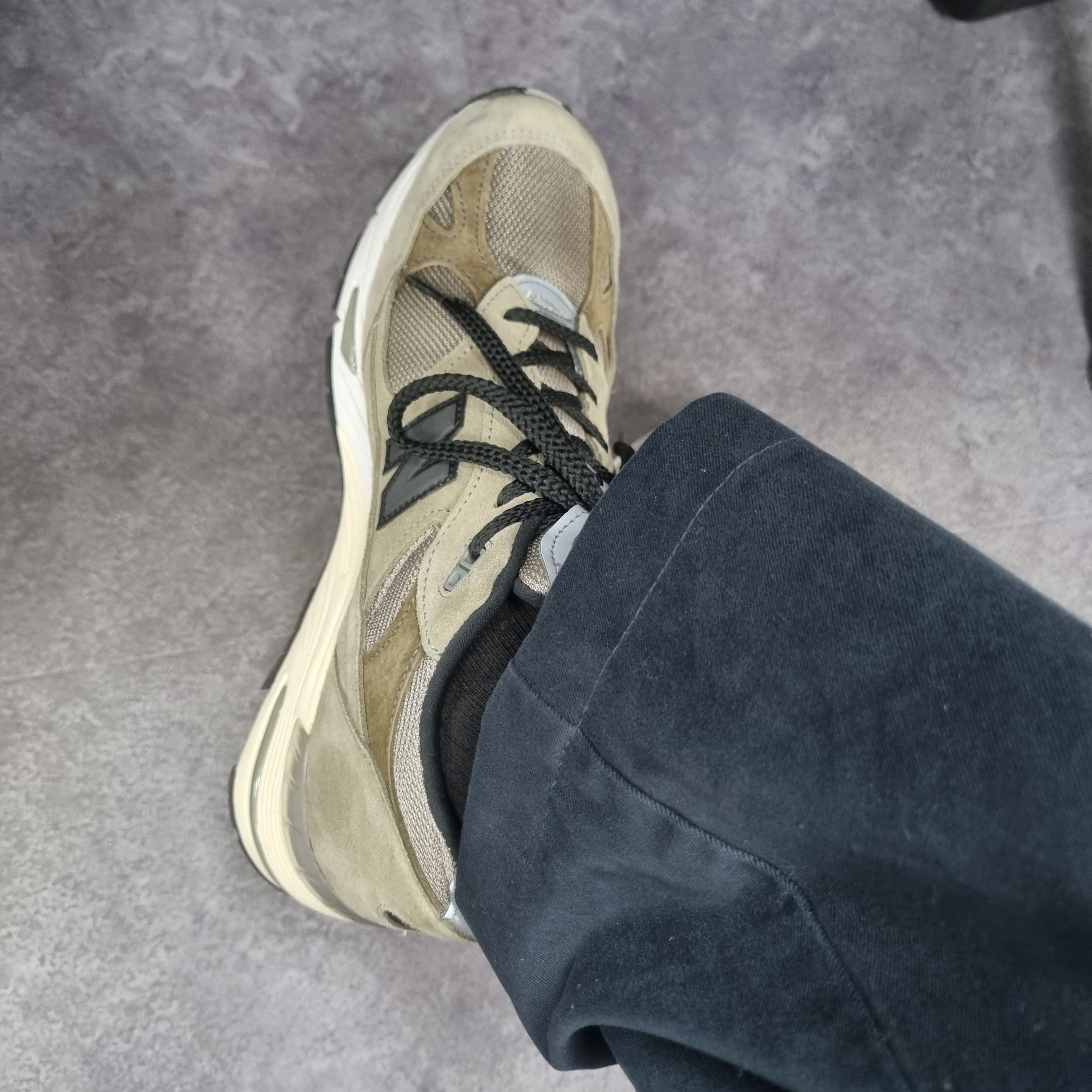 New Balance x JJJJound 991 Made in UK Grey 착용 스타일