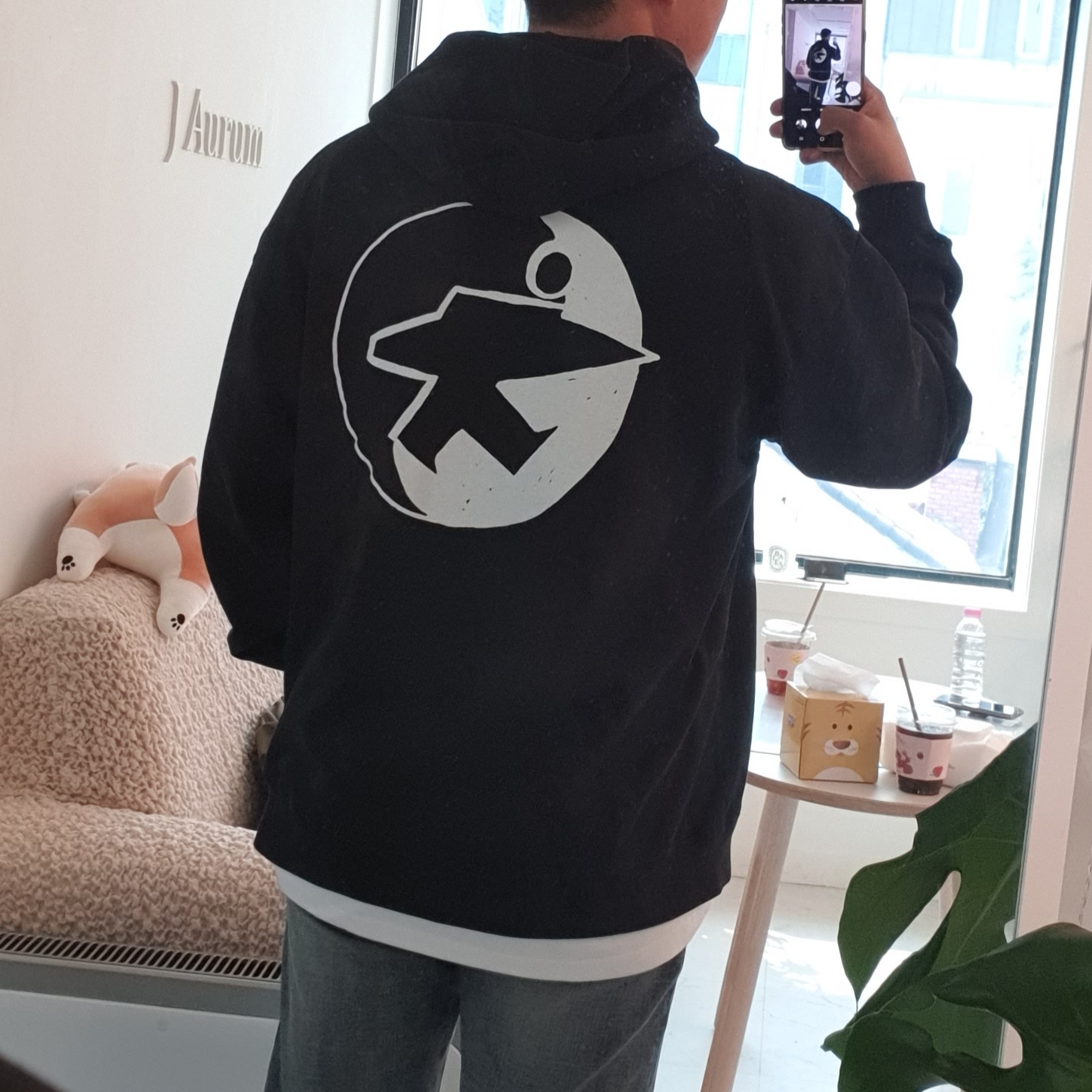 Stussy x Our Legacy Work Shop Surfman Pigment Dyed Hoodie Black 착용 스타일 - 2