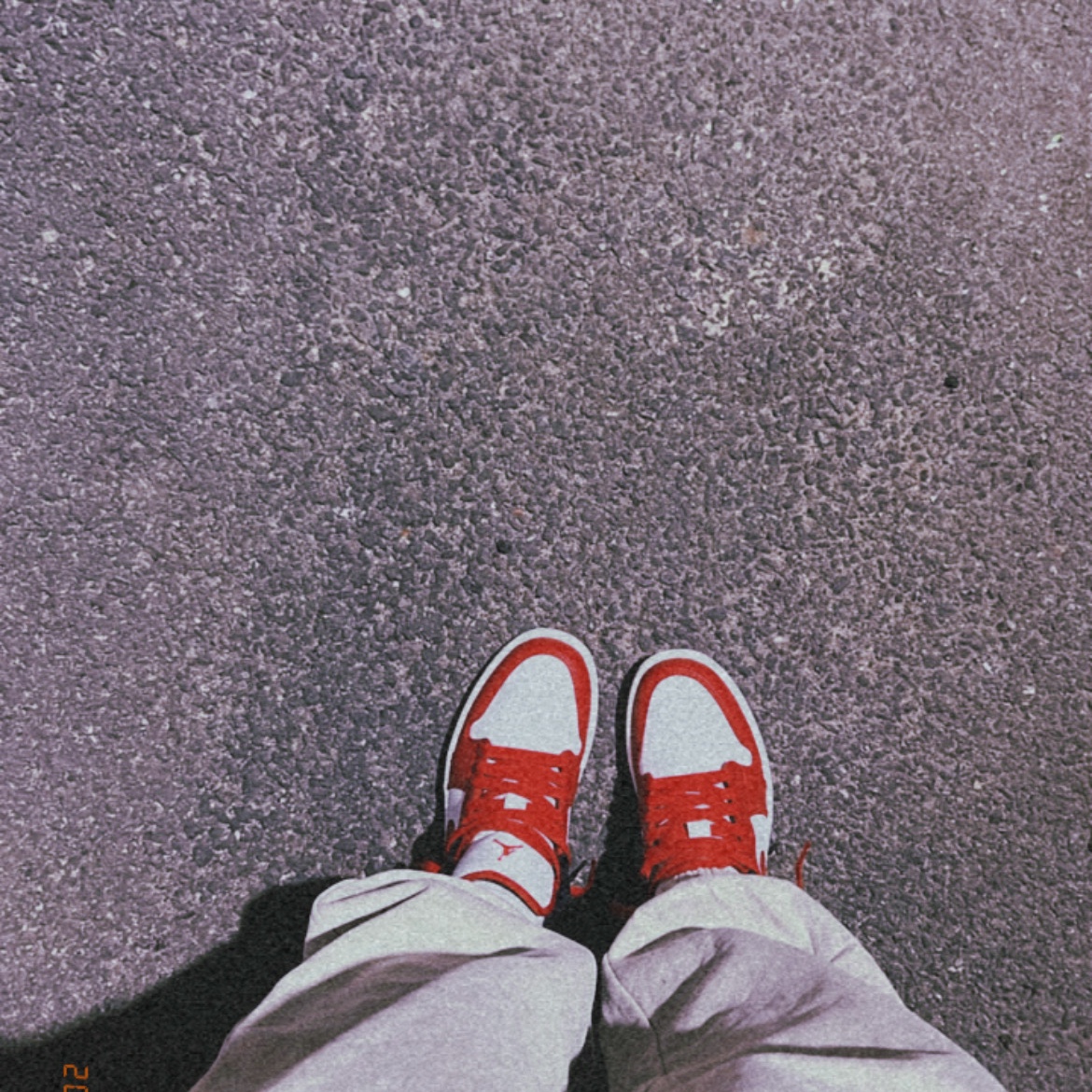 (W) Jordan 1 Low White Gym Red 착용 스타일