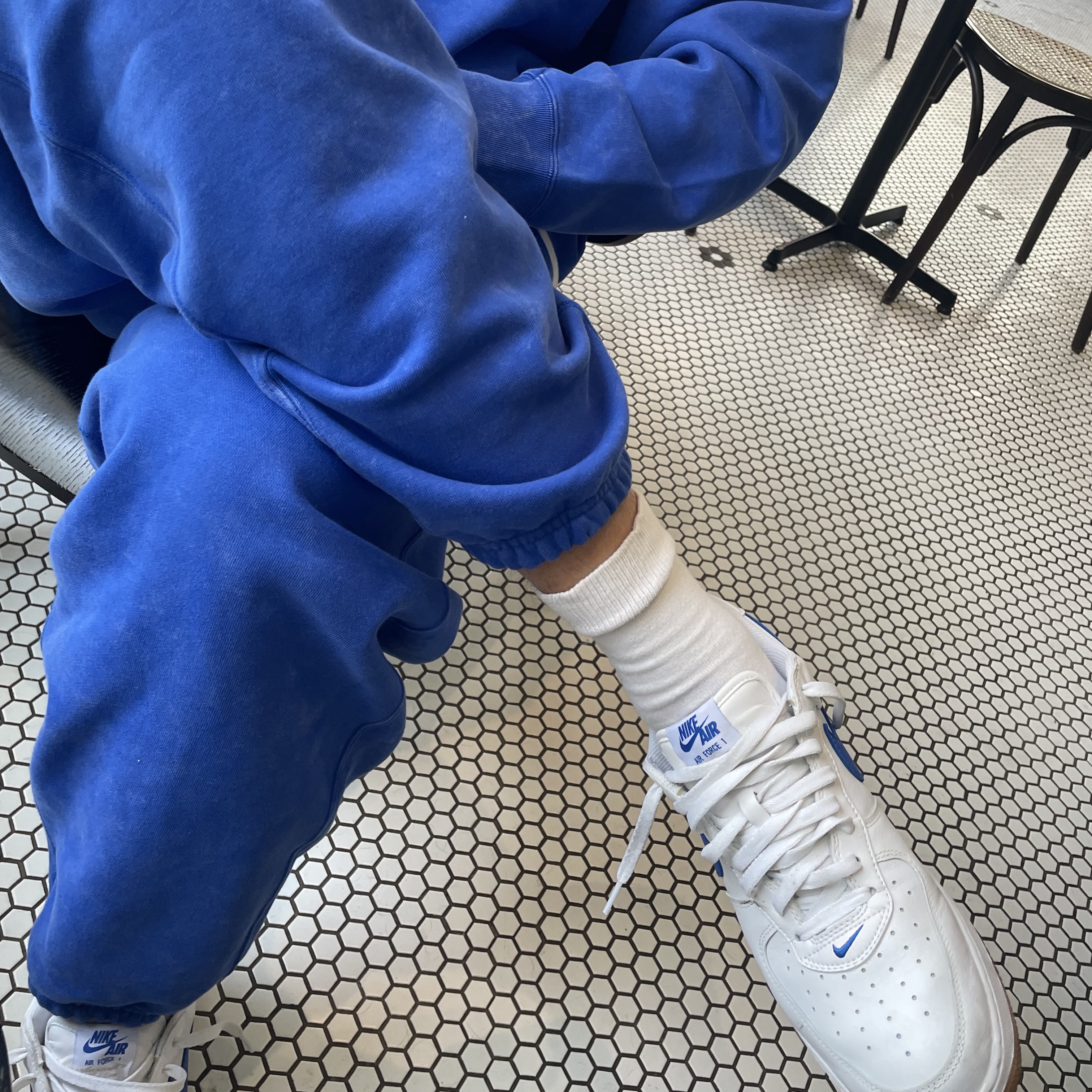 Nike x Stussy NRG Acid Washed Crewneck Game Royal (DR4024-480), Nike x Stussy NRG Acid Washed Fleece Pants Game Royal (DR4025-480) 착용 스타일 - 2