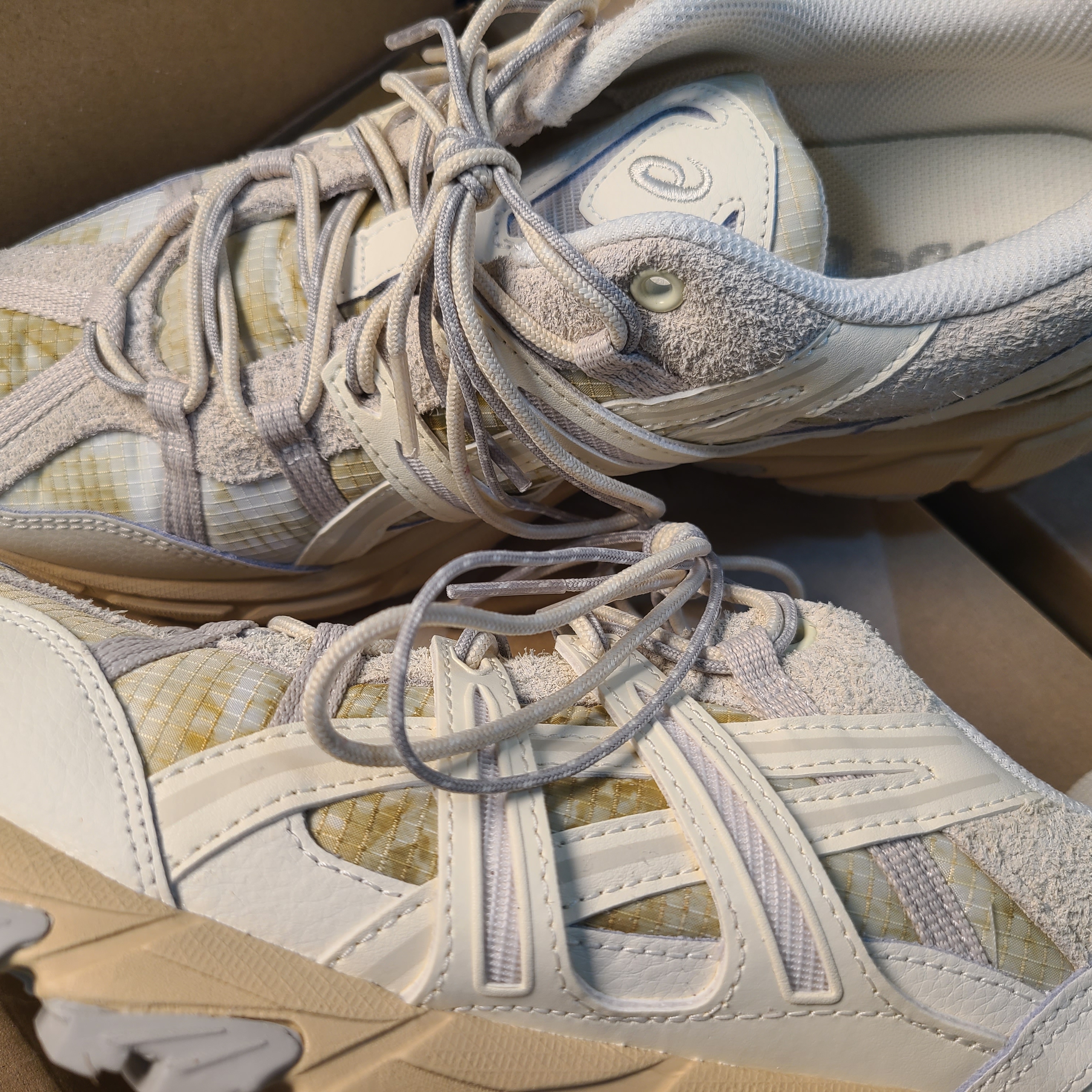 Asics Gel-Sonoma 15-50 Cream Oatmeal 착용 스타일 - 3