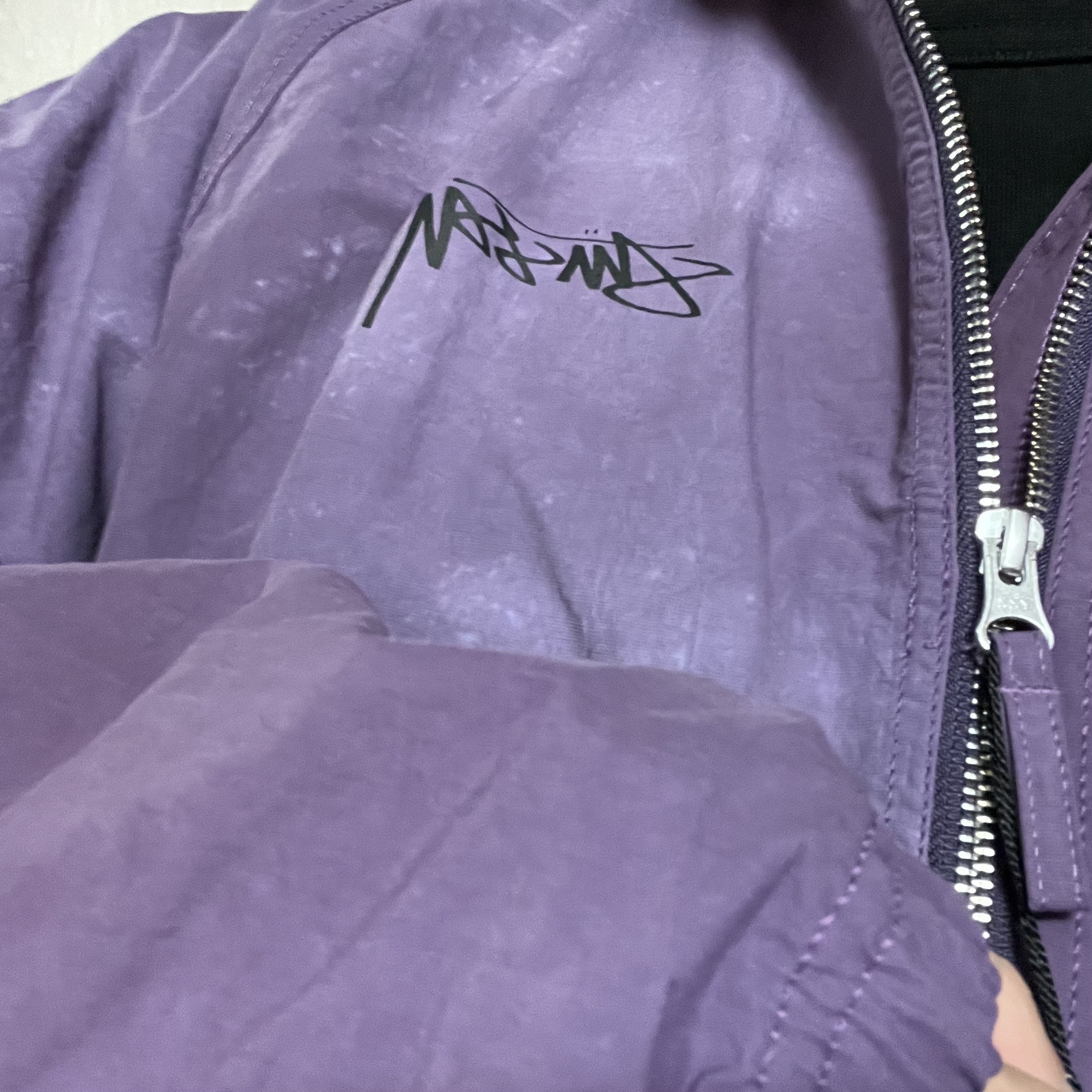Stussy Wave Dye Beach Shell Jacket Purple 착용 스타일 - 2