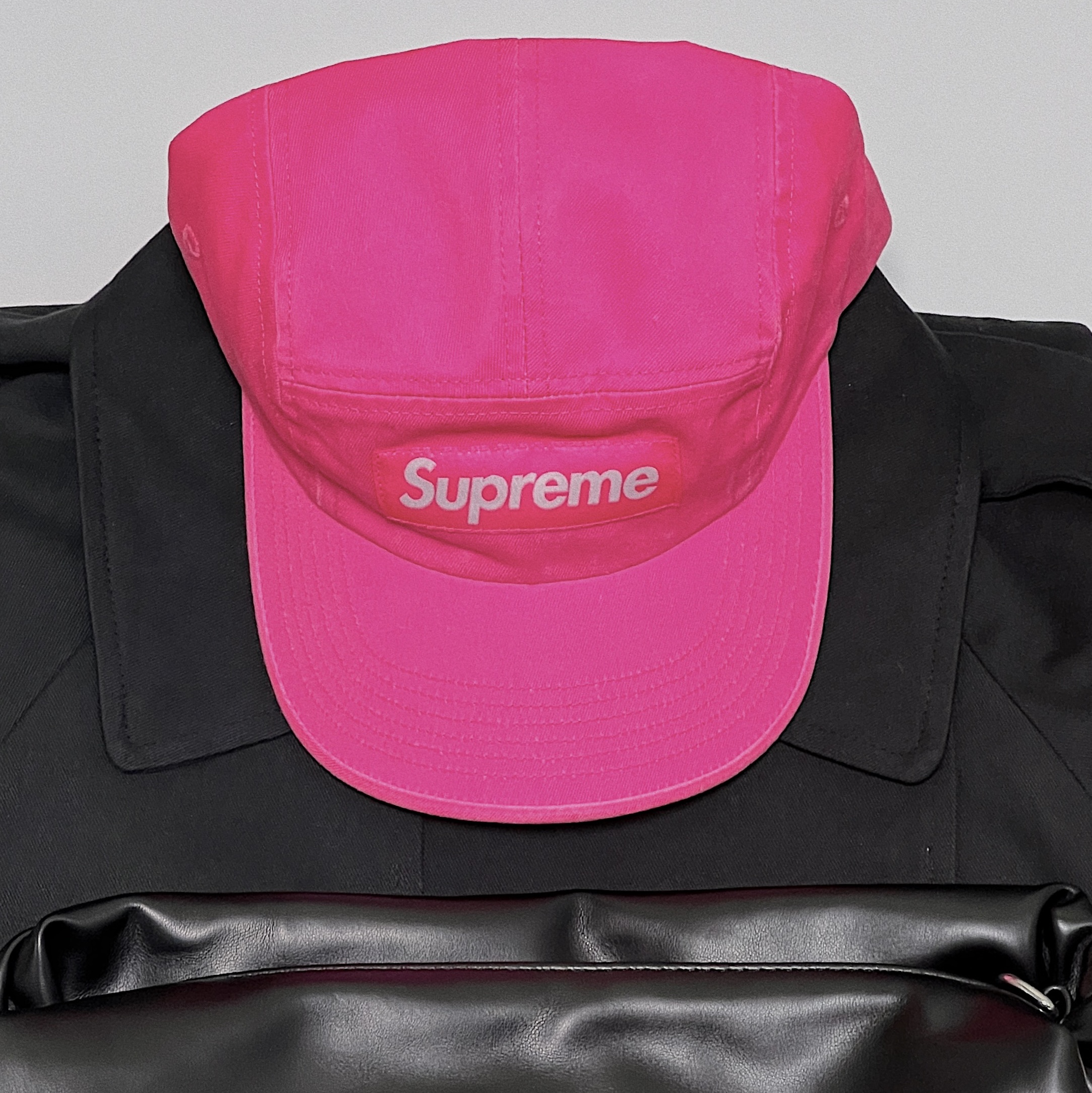 Supreme Washed Chino Twill Camp Cap Pink - 23SS 착용 스타일