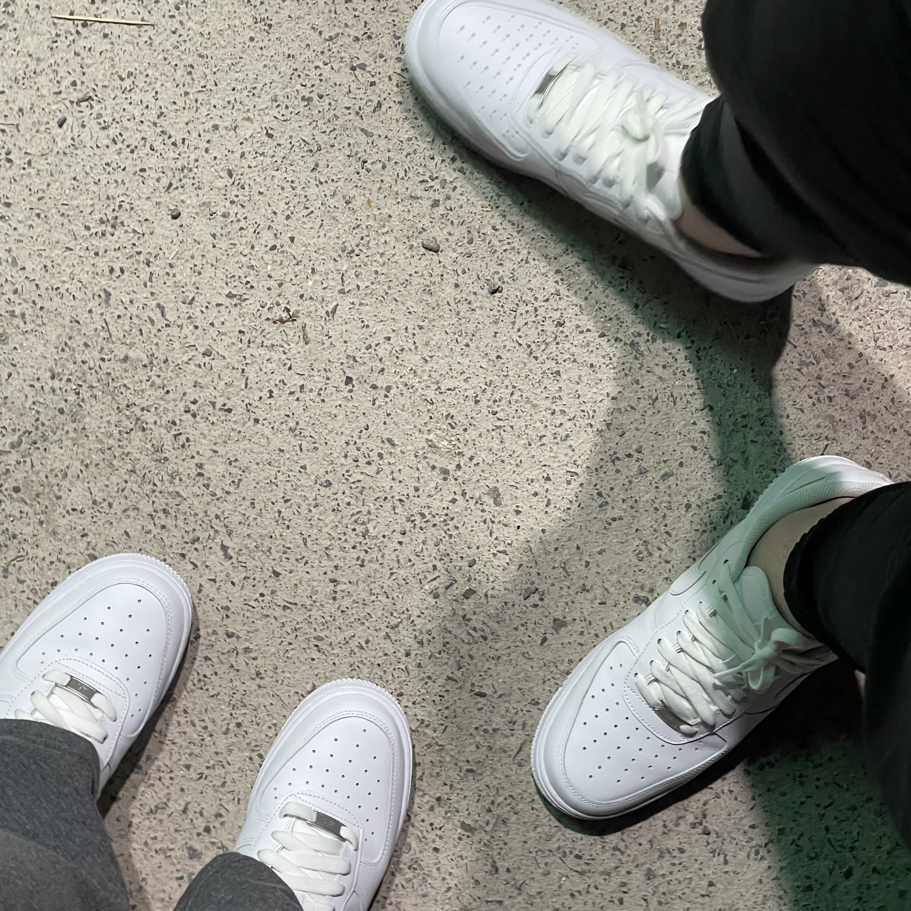 Nike Air Force 1 '07 Low White 착용 스타일 - 3