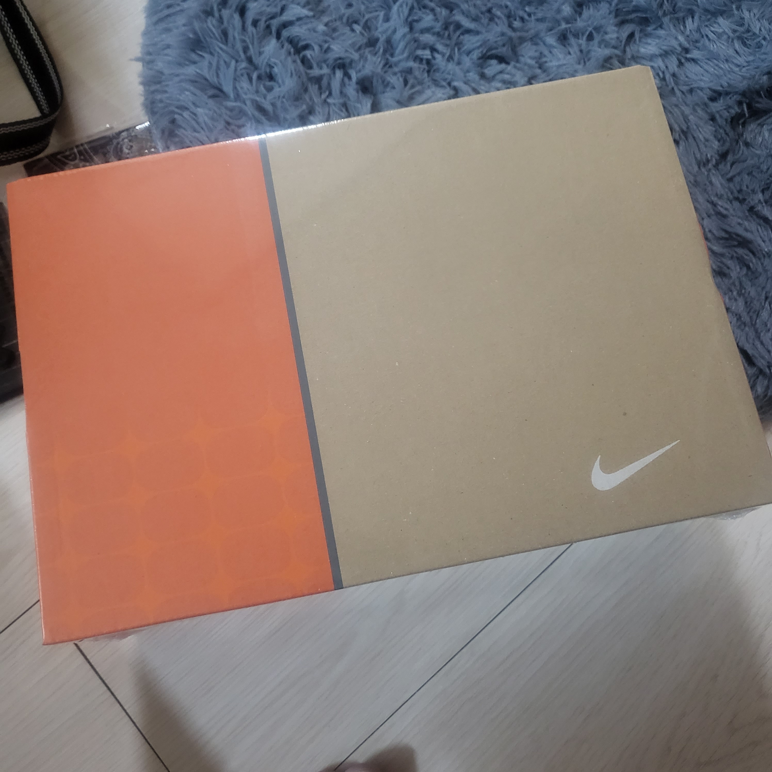 Nike Air Force 1 Mid '07 Pearl White 착용 스타일 - 1