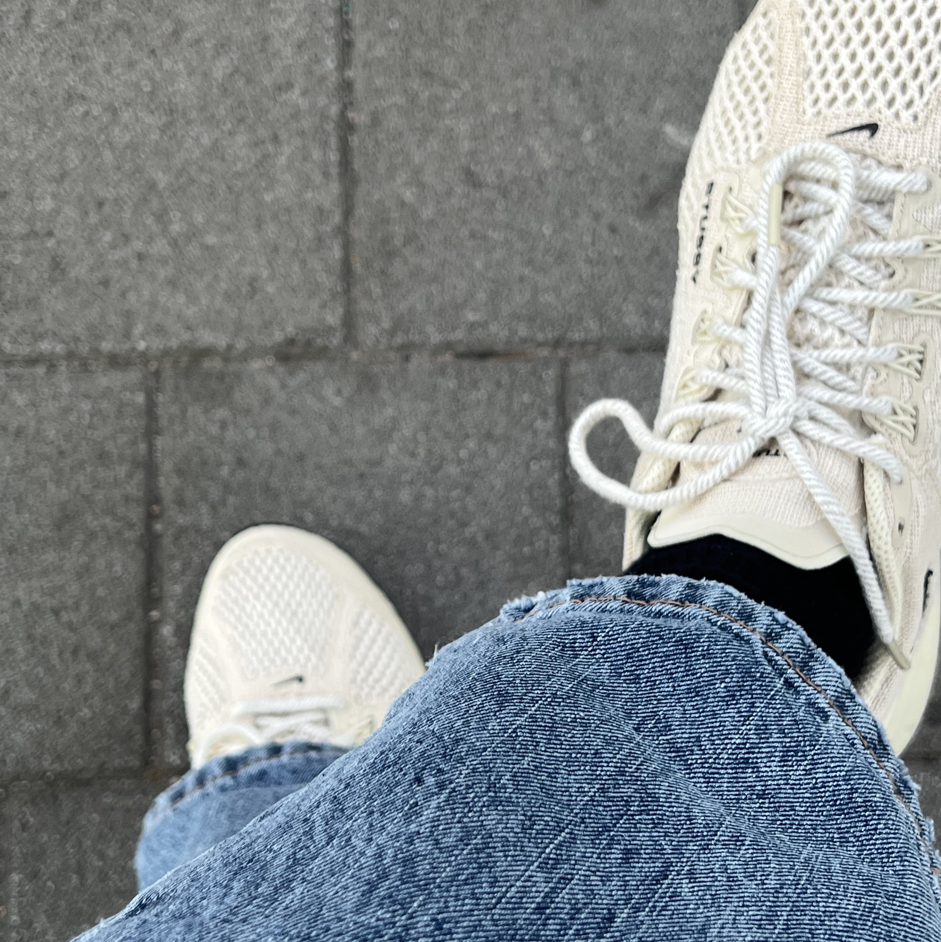Nike x Stussy Air Max 2013 Fossil 착용 스타일