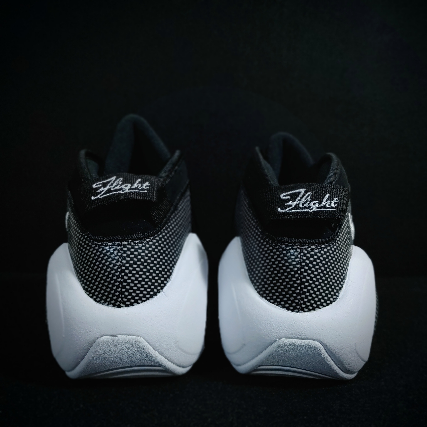 Nike Air Zoom Flight 95 Black Metallic 2022 착용 스타일 - 3