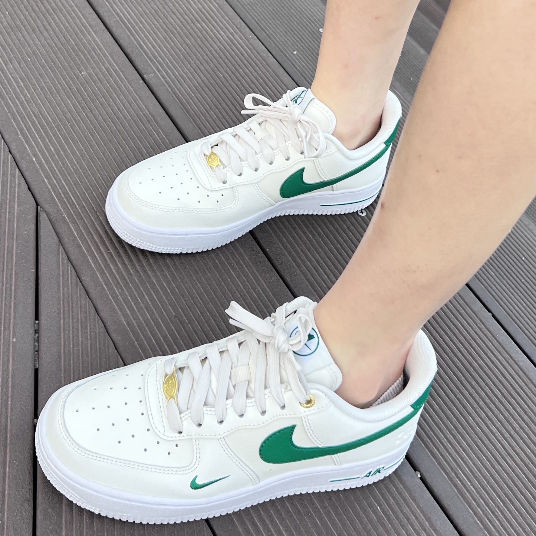 (W) Nike Air Force 1 '07 SE 40th Anniversary Join Forces Sail Malachite 착용 스타일