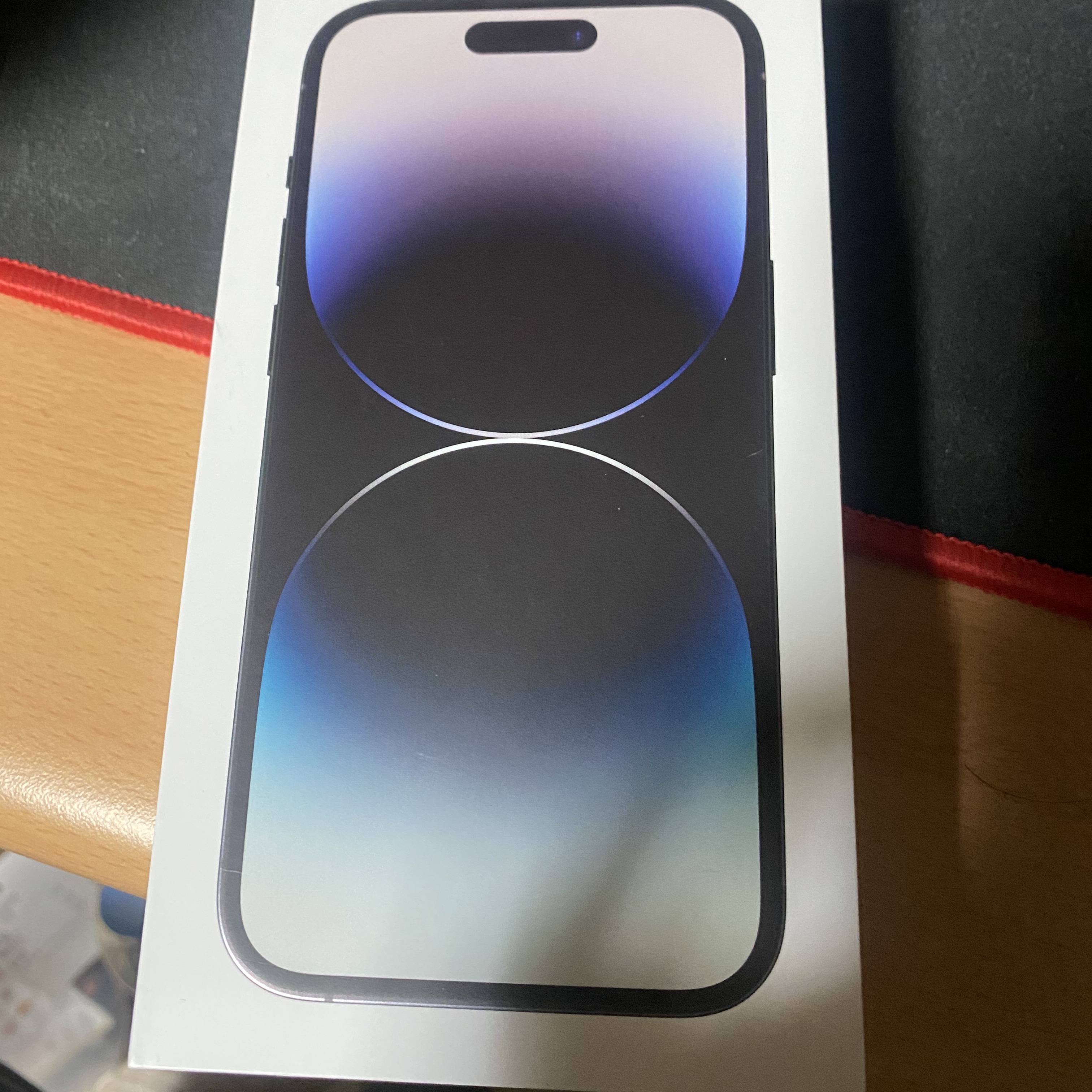 Apple iPhone 14 Pro 128GB Space Black (Korean Ver.) 착용 스타일