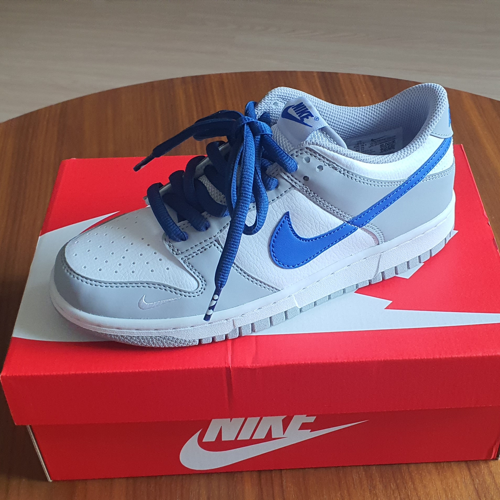 (GS) Nike Dunk Low Wolf Grey Game Royal 착용 스타일