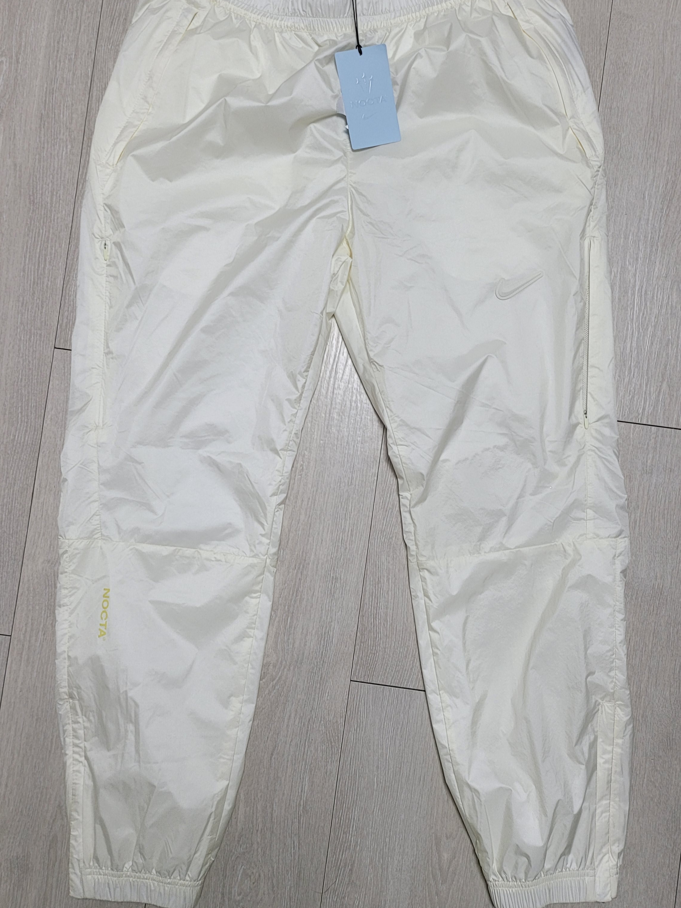 Nike x Drake Nocta Golf Pants Sail - US/EU 착용 스타일