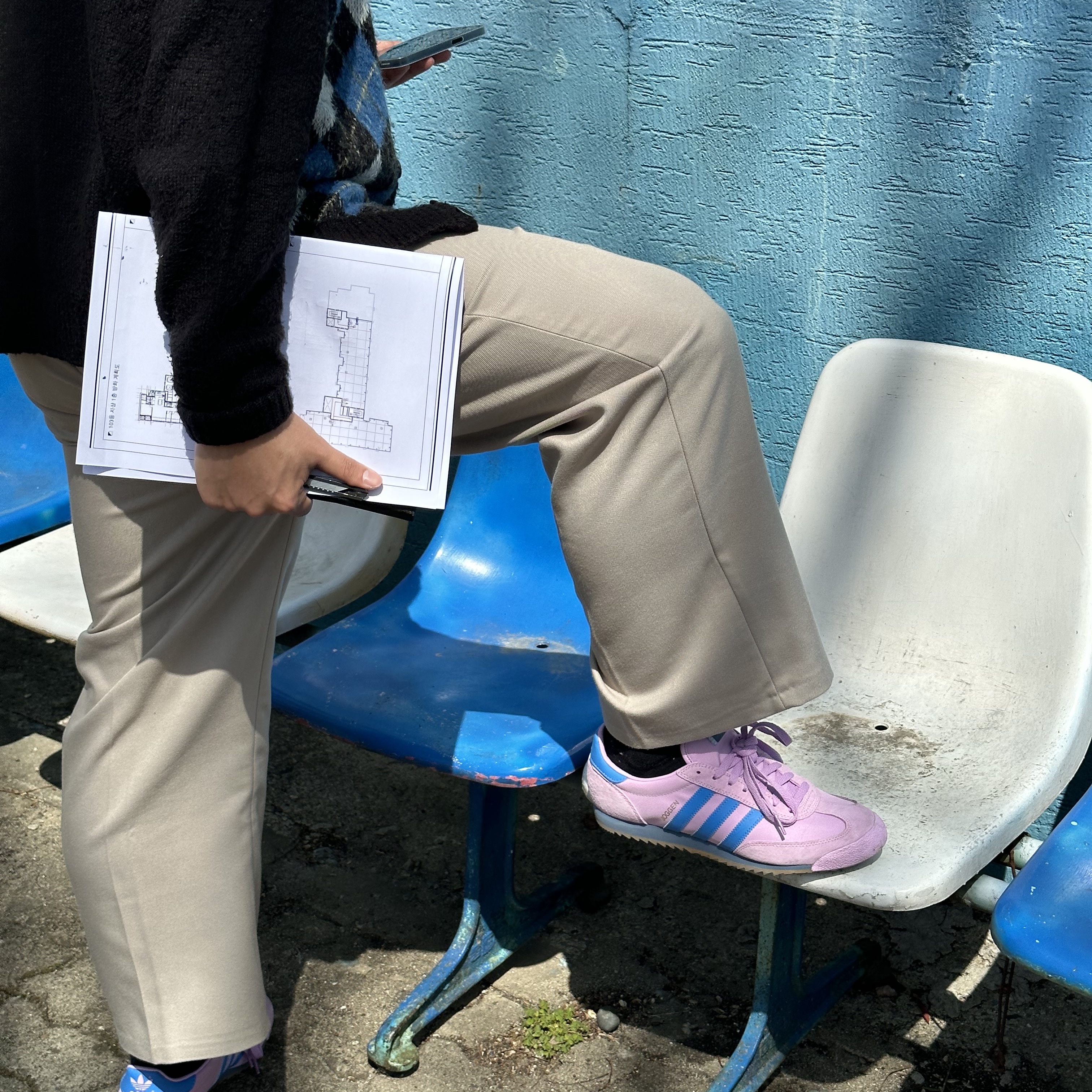 Adidas Joggen OG Bliss Lilac - Size? Exclusive 착용 스타일 - 3