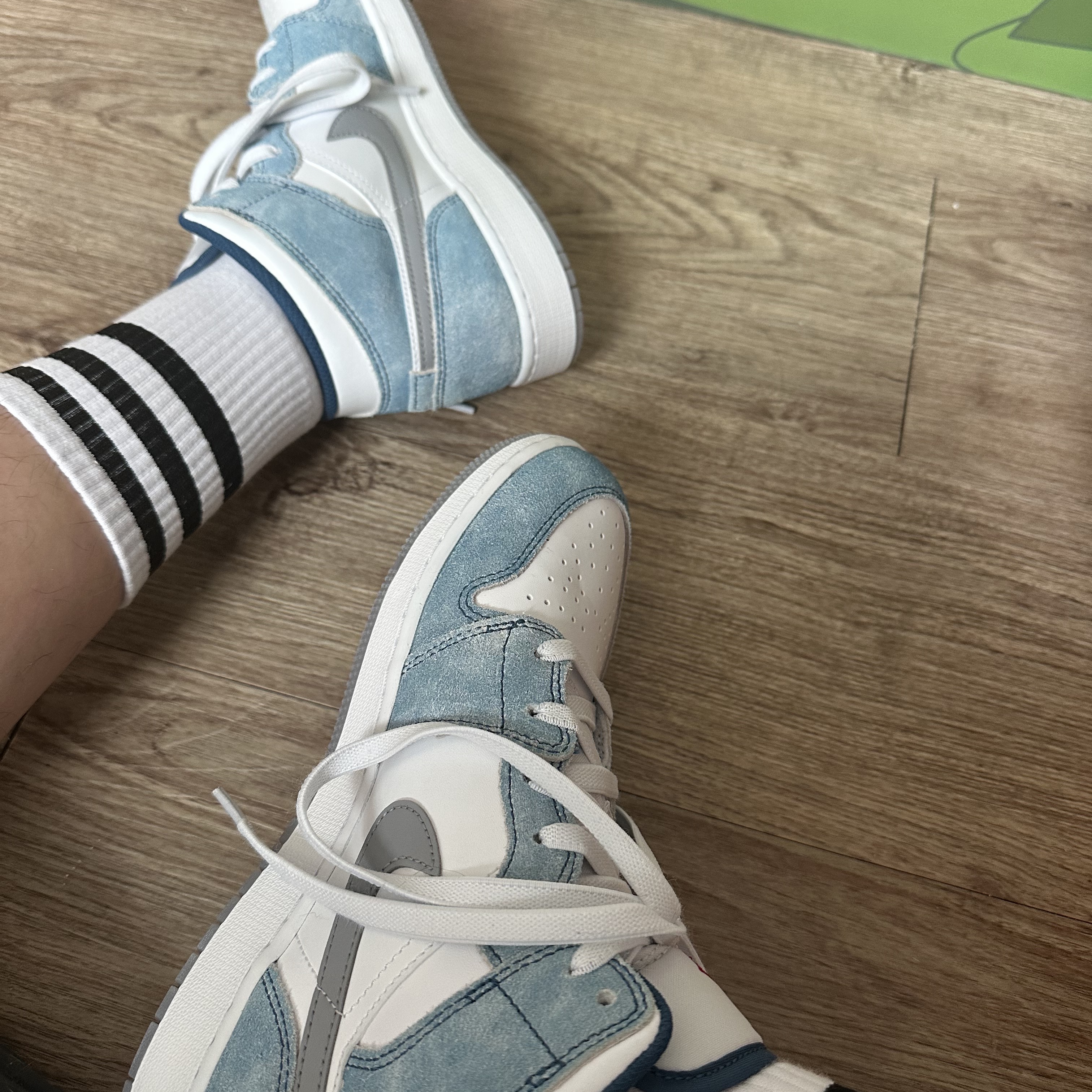 (GS) Jordan 1 Mid SE French Blue Fire Red 착용 스타일