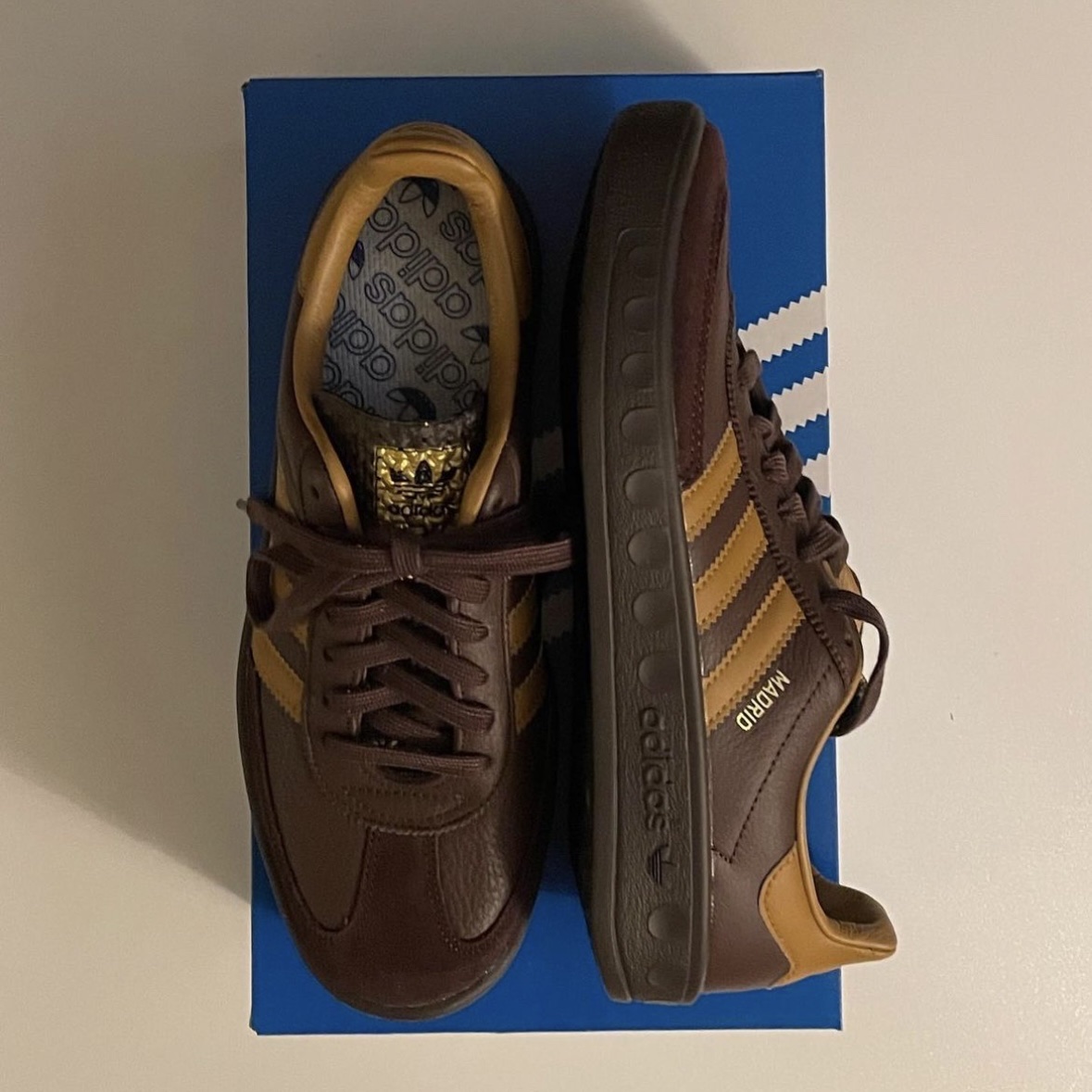 Adidas Madrid Brown 착용 스타일 - 1