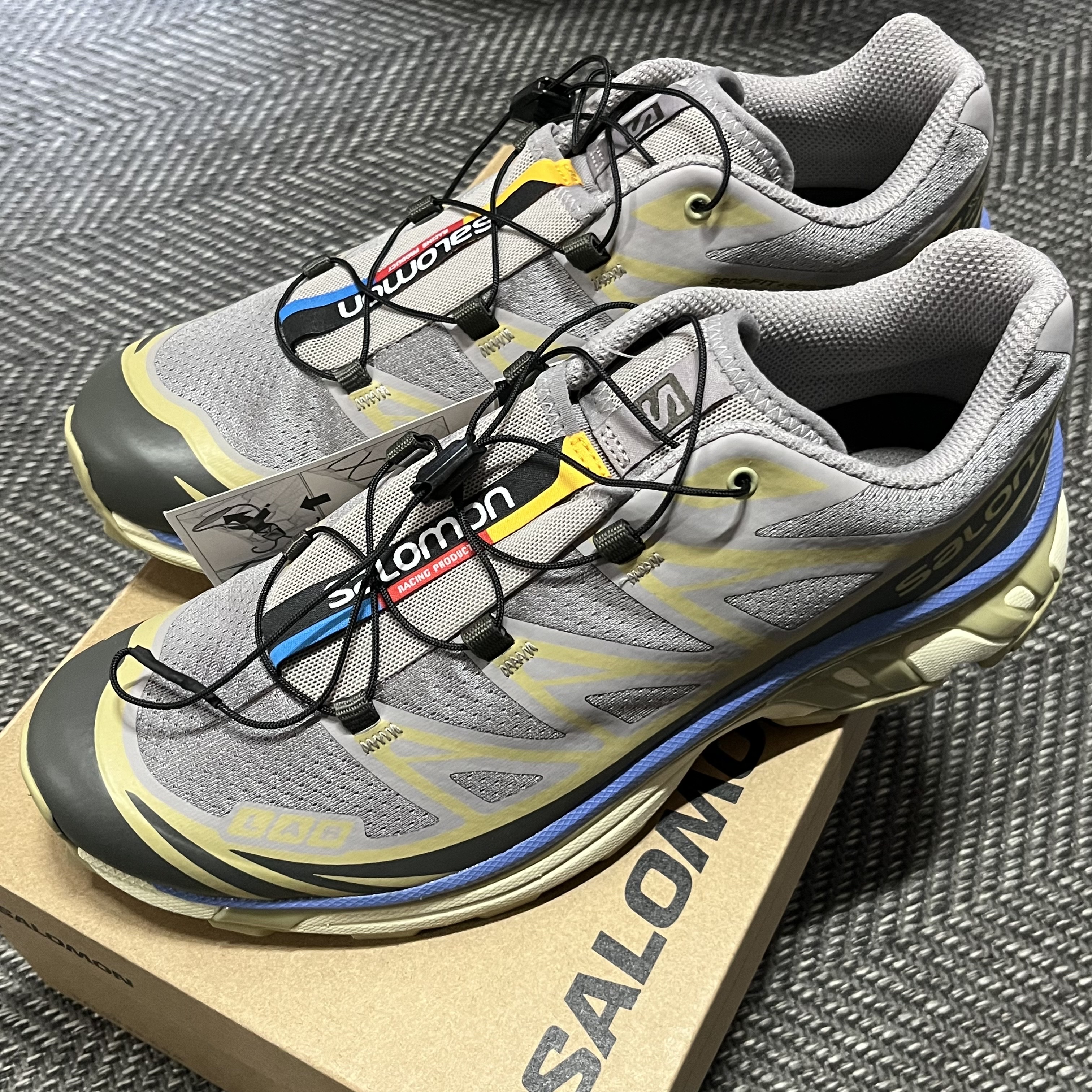 Salomon XT-6 Granada Sky Gray Green 착용 스타일 - 3