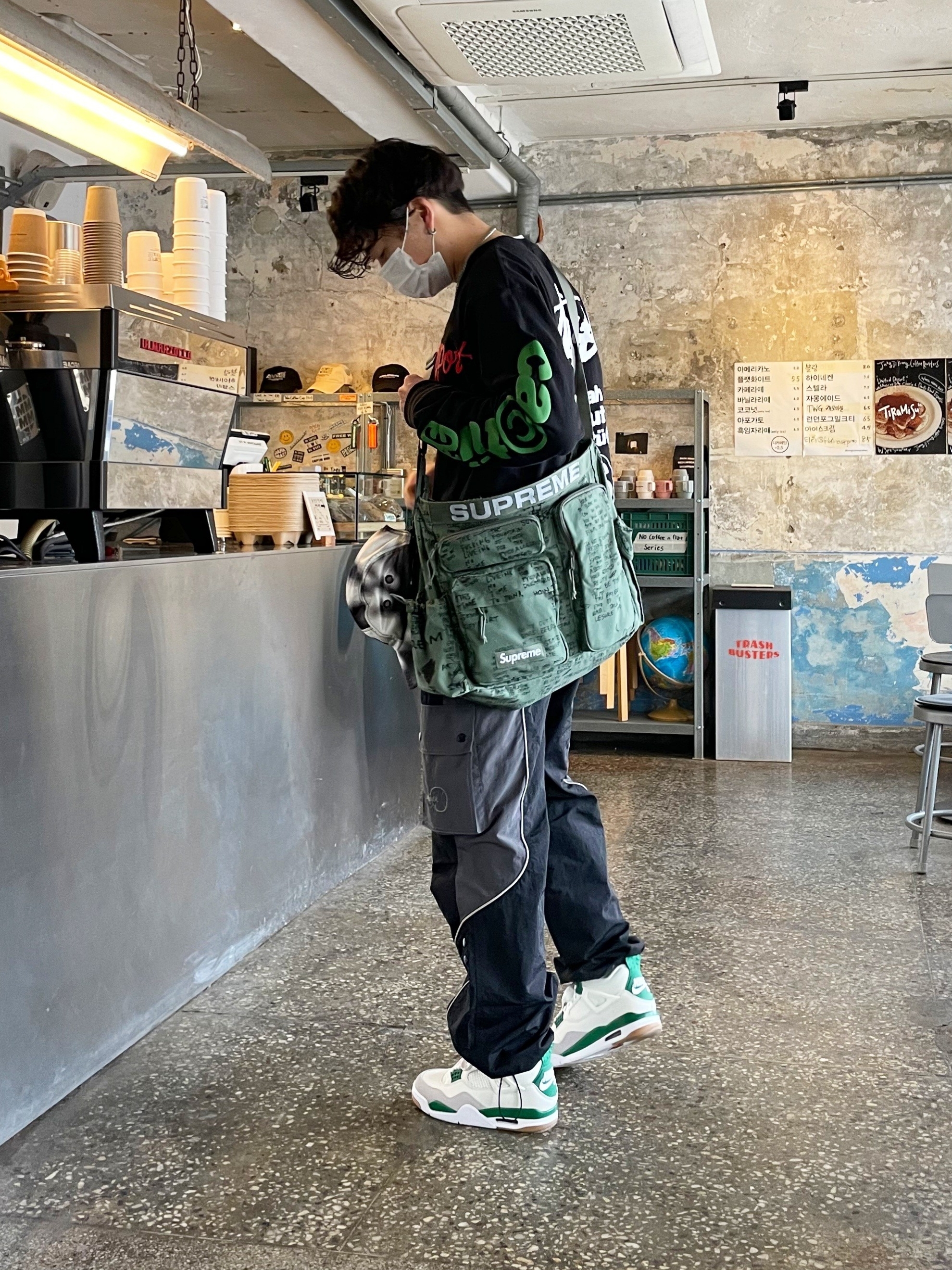 Stussy x Cactus Plant Flea Market Sport LS T-Shirt Black, Supreme Washed Satin Camo Camp Cap Snow Camo - 21SS 착용 스타일 - 2