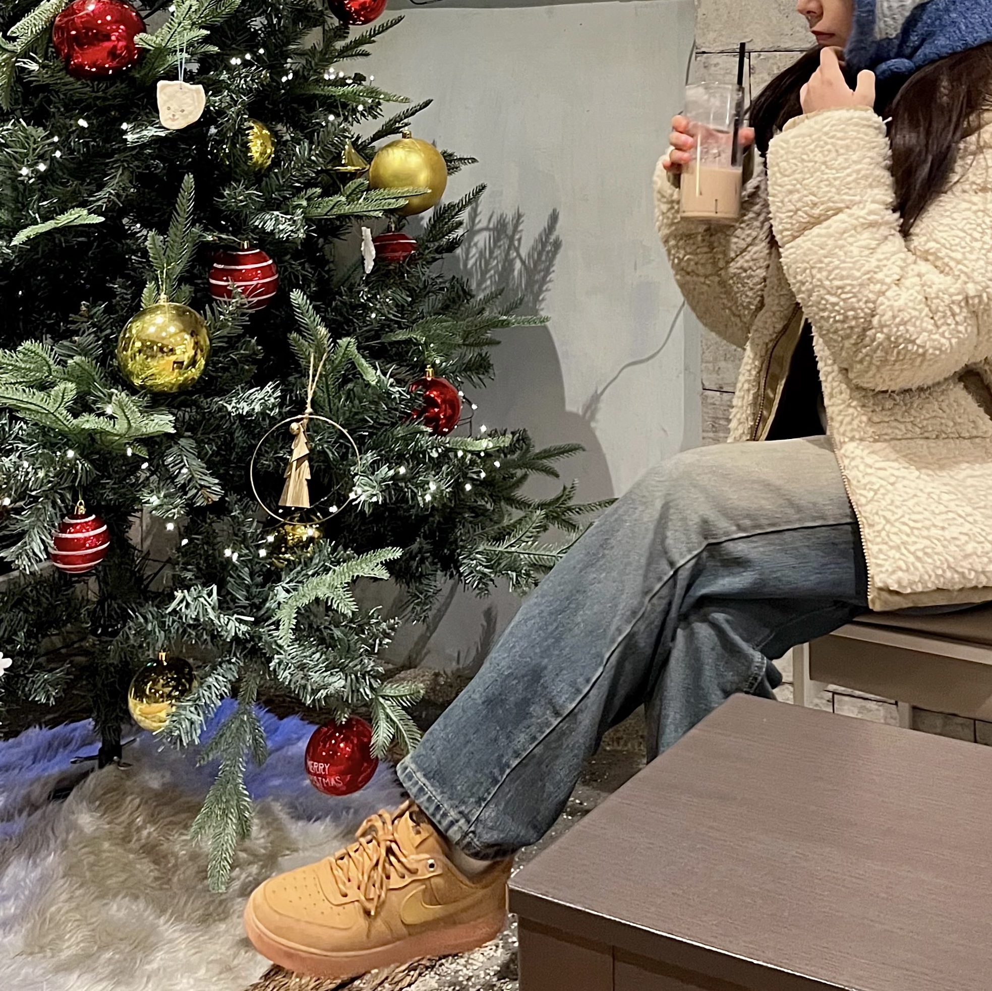 Nike Air Force 1 '07 WB Flax 착용 스타일 - 1