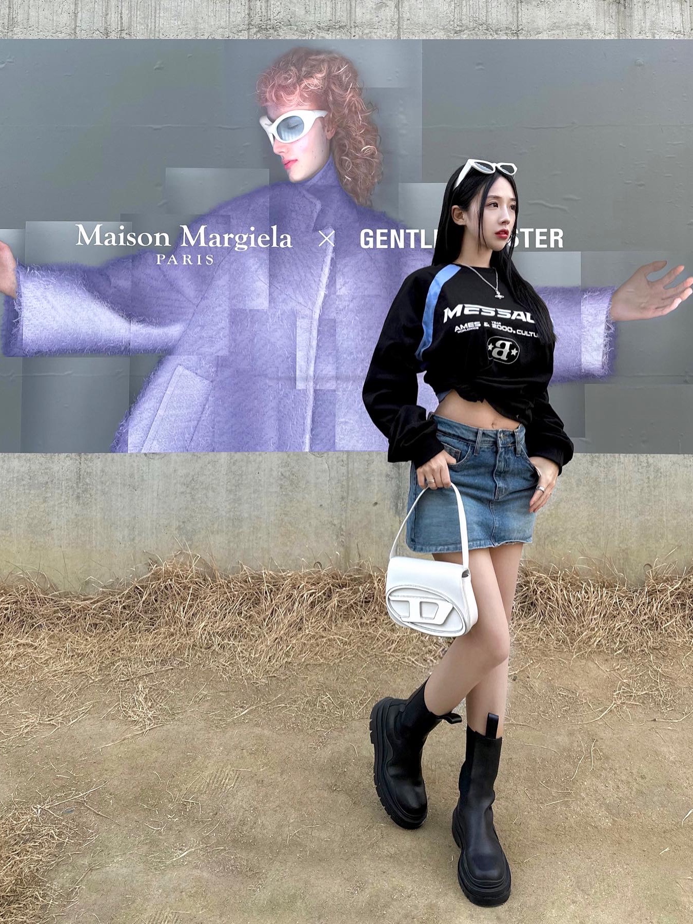Diesel 1DR Shoulder Bag in Nappa Leather White, (W) Bottega Veneta Lug Chelsea Boots Black 착용 스타일 - 1