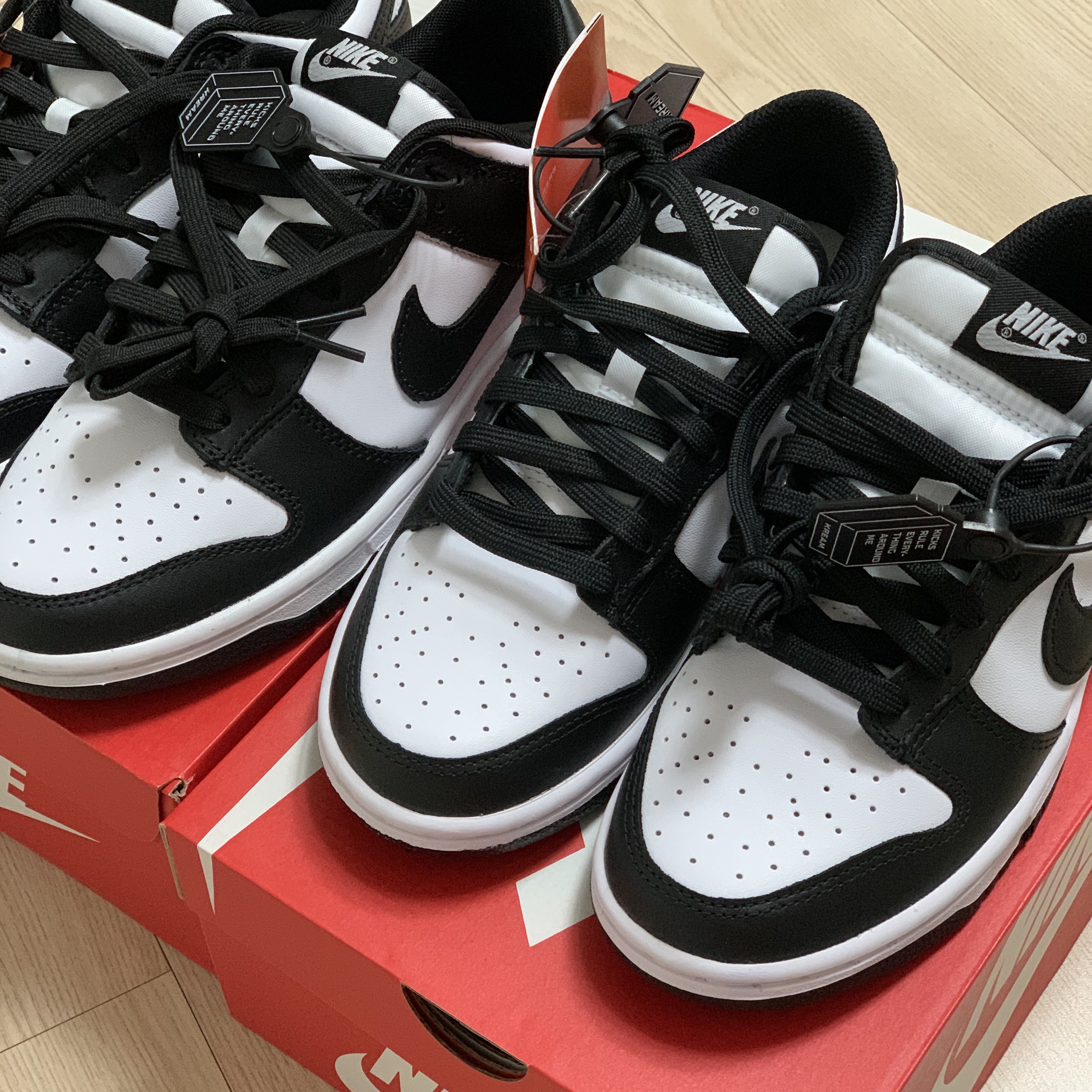 Nike Dunk Low Retro Black 착용 스타일