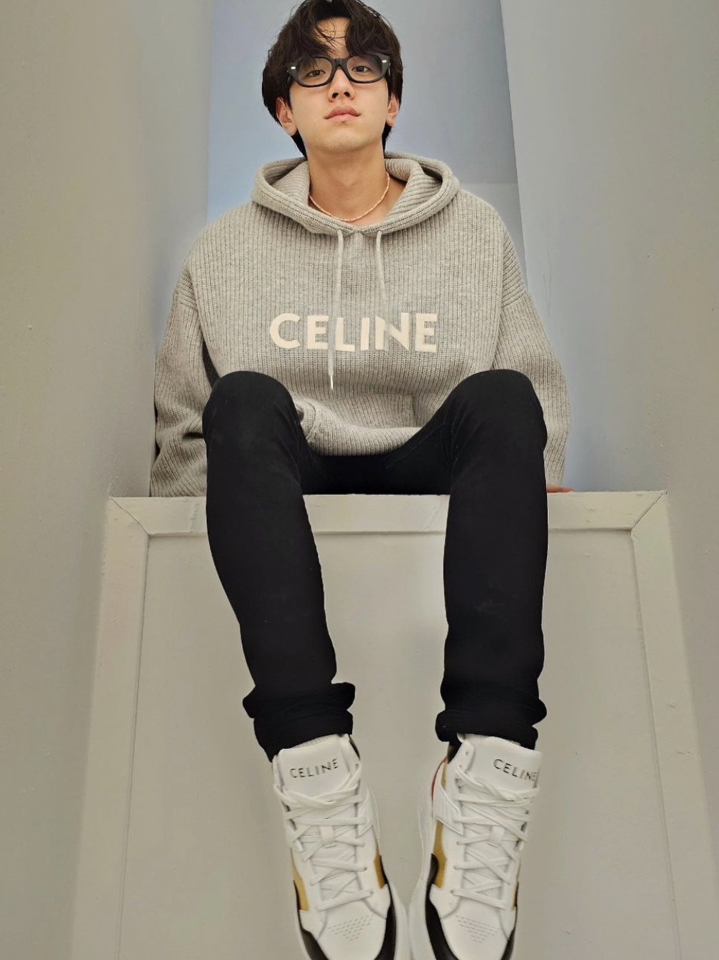Celine Sweater with Hood in Ribbed Wool Light Grey 착용 스타일 - 2
