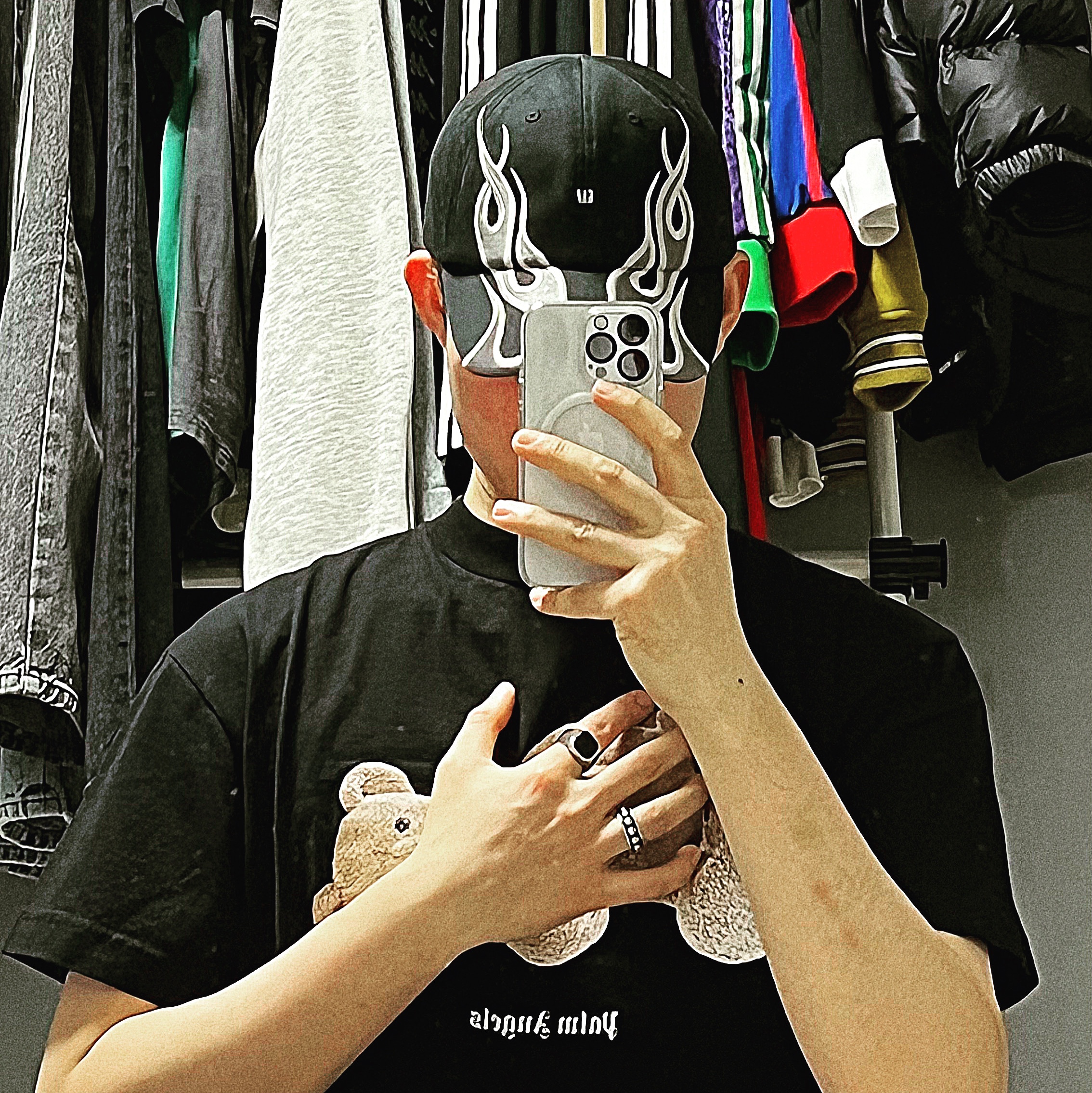 Yeezy Gap Engineered By Balenciaga Flame Cap Black 착용 스타일