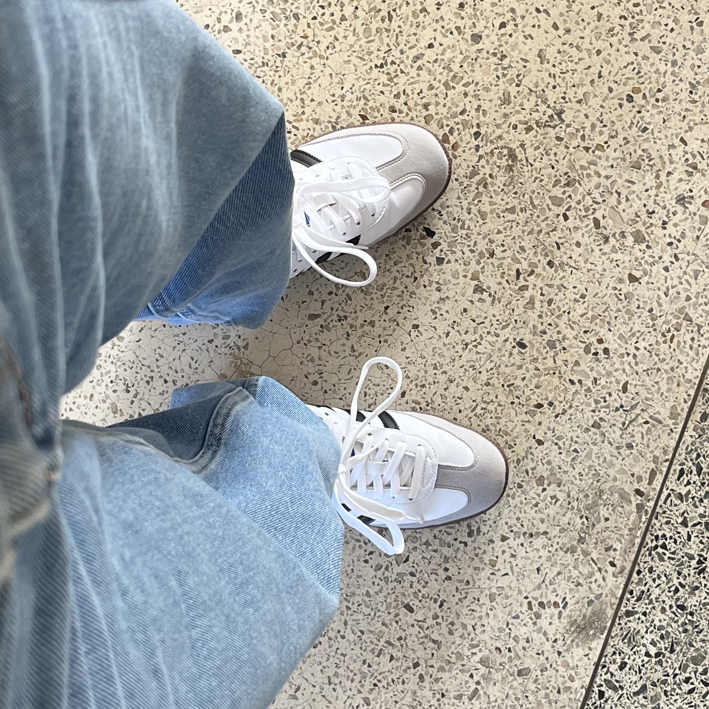 Adidas Samba Vegan White Black 착용 스타일