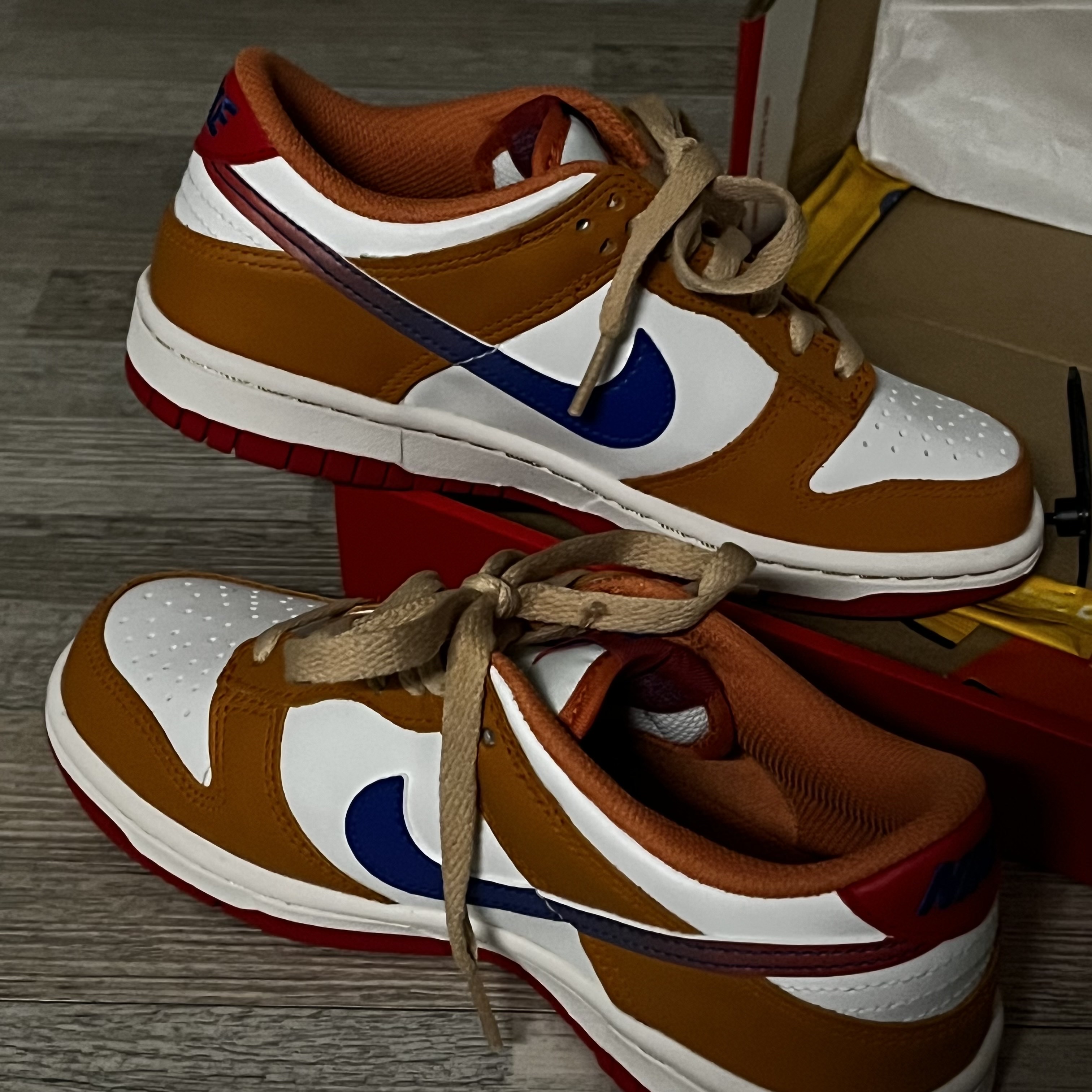 (GS) Nike Dunk Low Hot Curry and Game Royal 착용 스타일 - 1