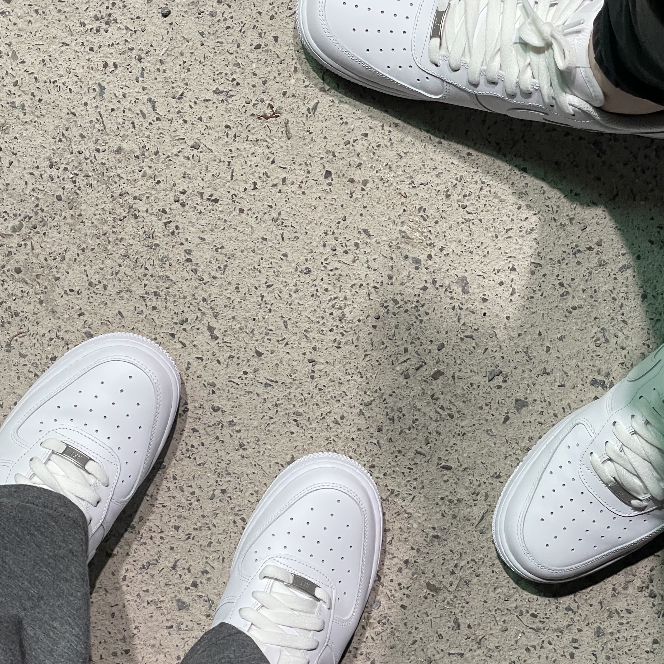 Nike Air Force 1 '07 Low White 착용 스타일 - 1