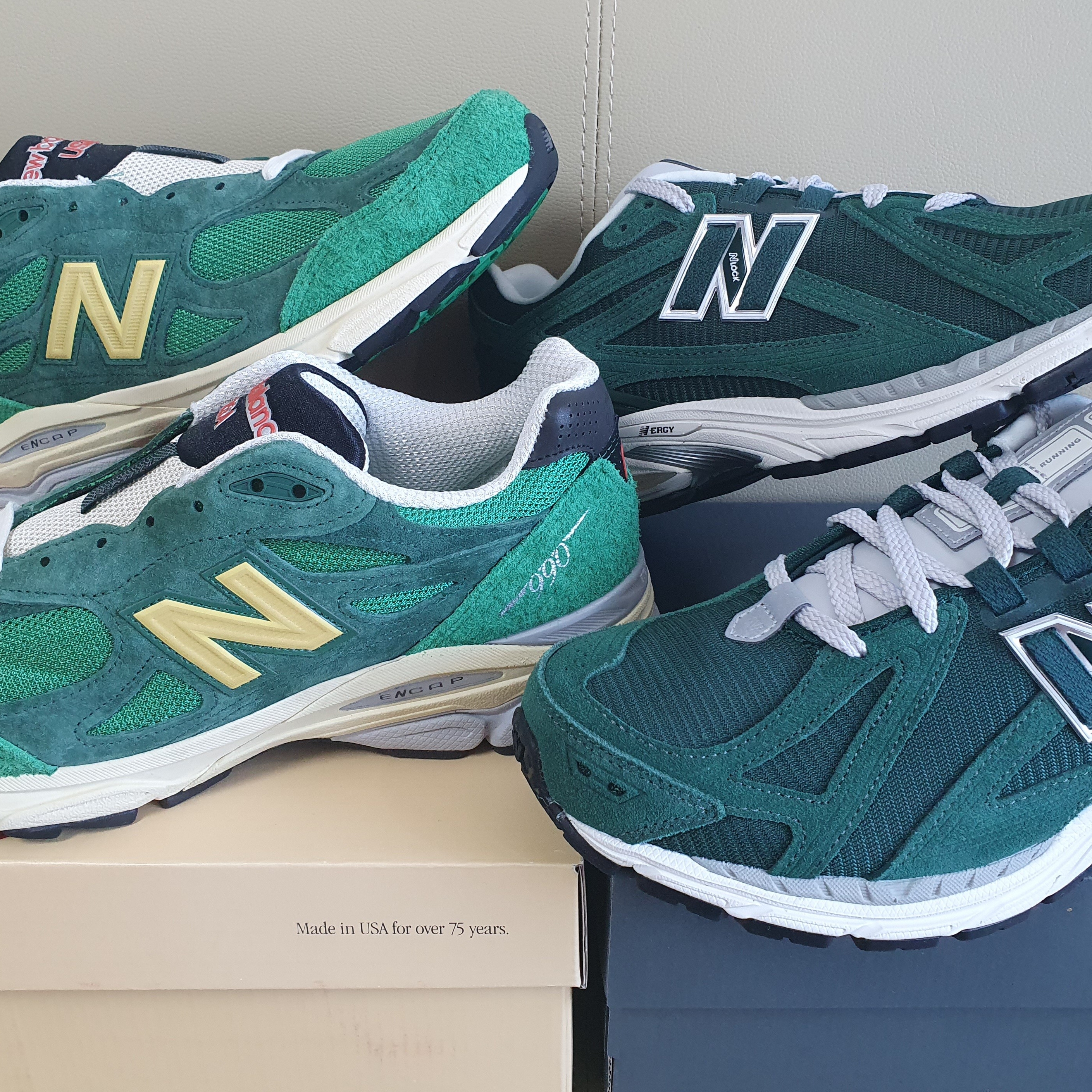 New Balance 990v3 Made in USA Kelly Green Varsity Gold, New Balance 1906R Nightwatch Green 착용 스타일 - 3