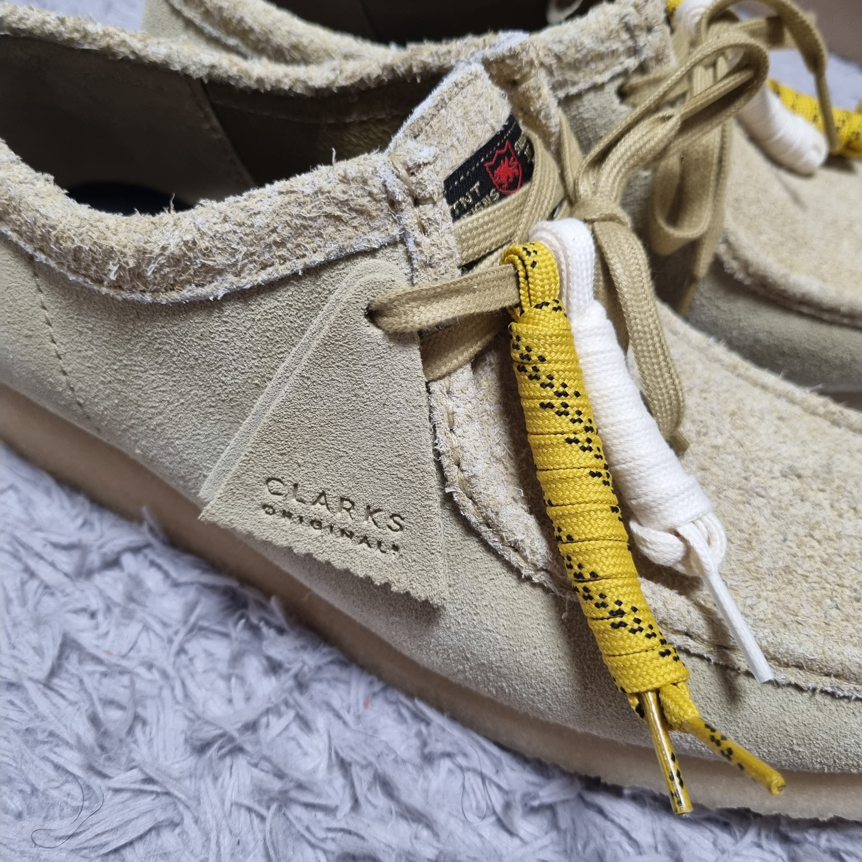 Clarks x Thisisneverthat Wallabee Maple 착용 스타일 - 3