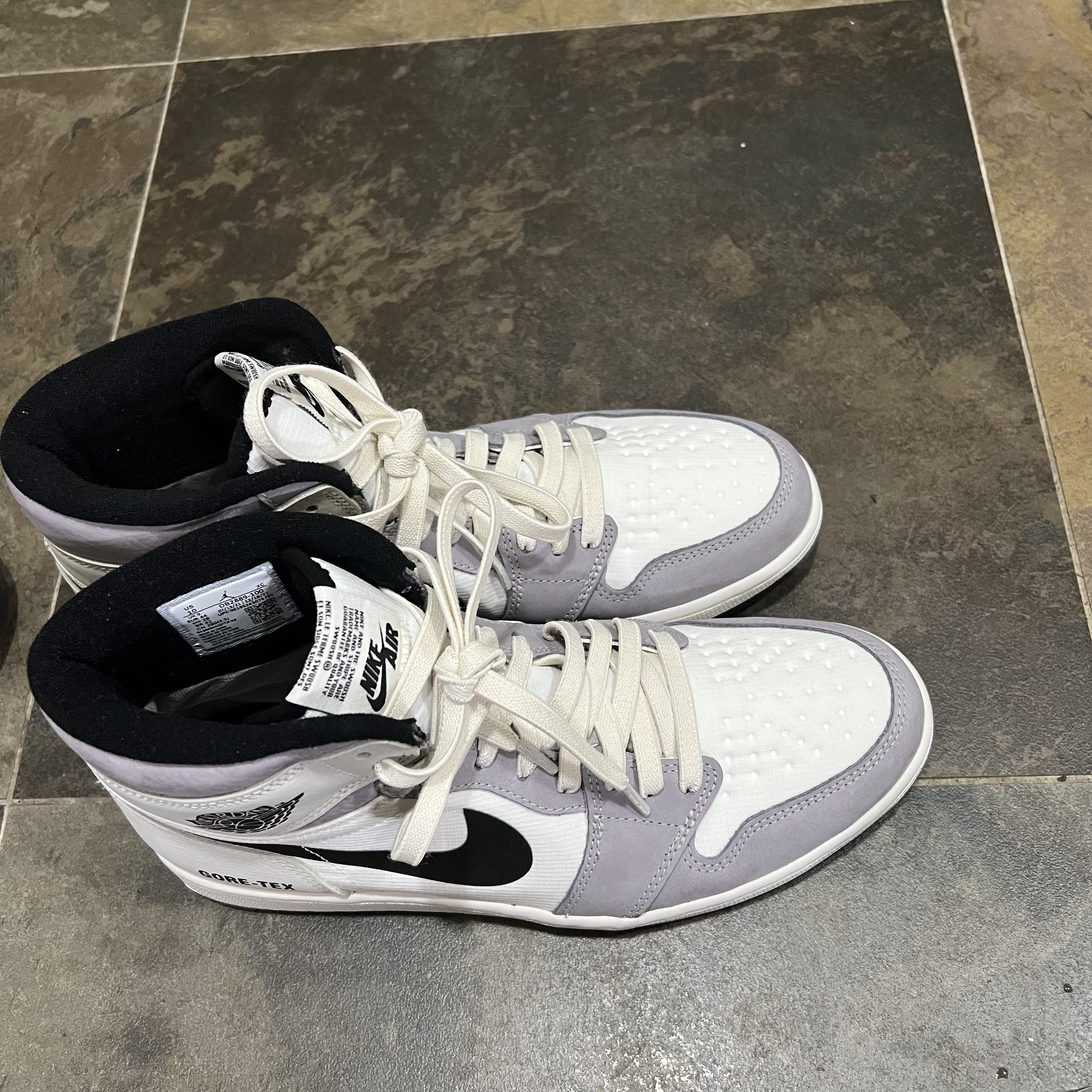 Jordan 1 Element Gore-Tex Sail 착용 스타일