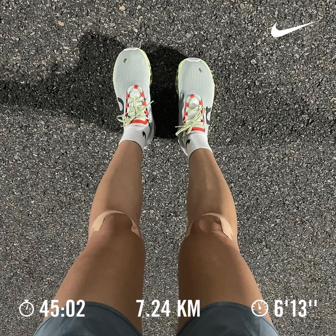 On Running Women On Cloud Monster Glacier Meadow 착용 스타일