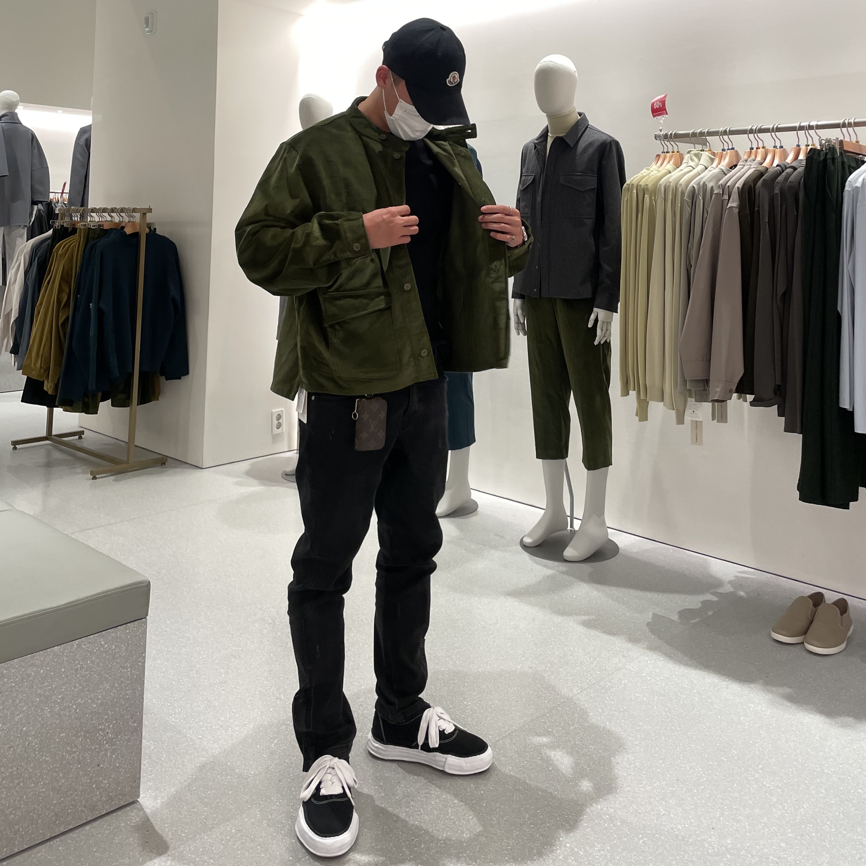Maison Mihara Yasuhiro Baker OG Sole Canvas Low Cut Sneakers Black, Moncler Logo Baseball Cap Black - 23SS 착용 스타일
