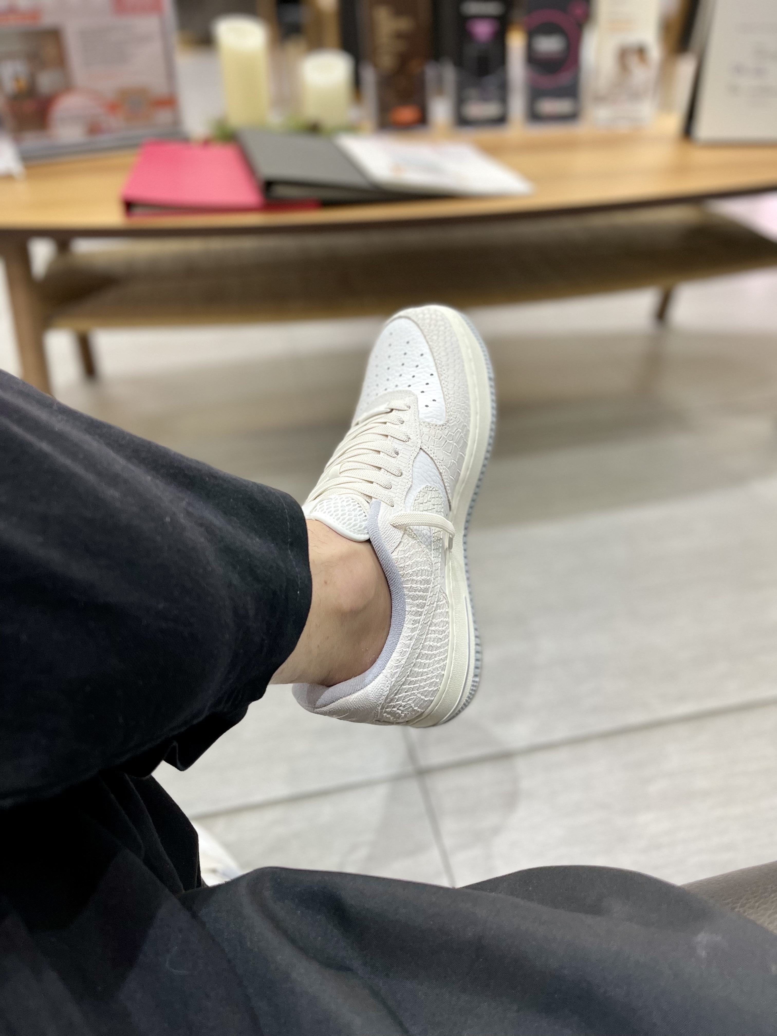 (W) Nike Air Force 1 Low '07 White Python 착용 스타일 - 3