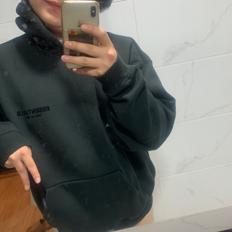 Essentials The Core Collection Hoodie Stretch Limo 착용 스타일