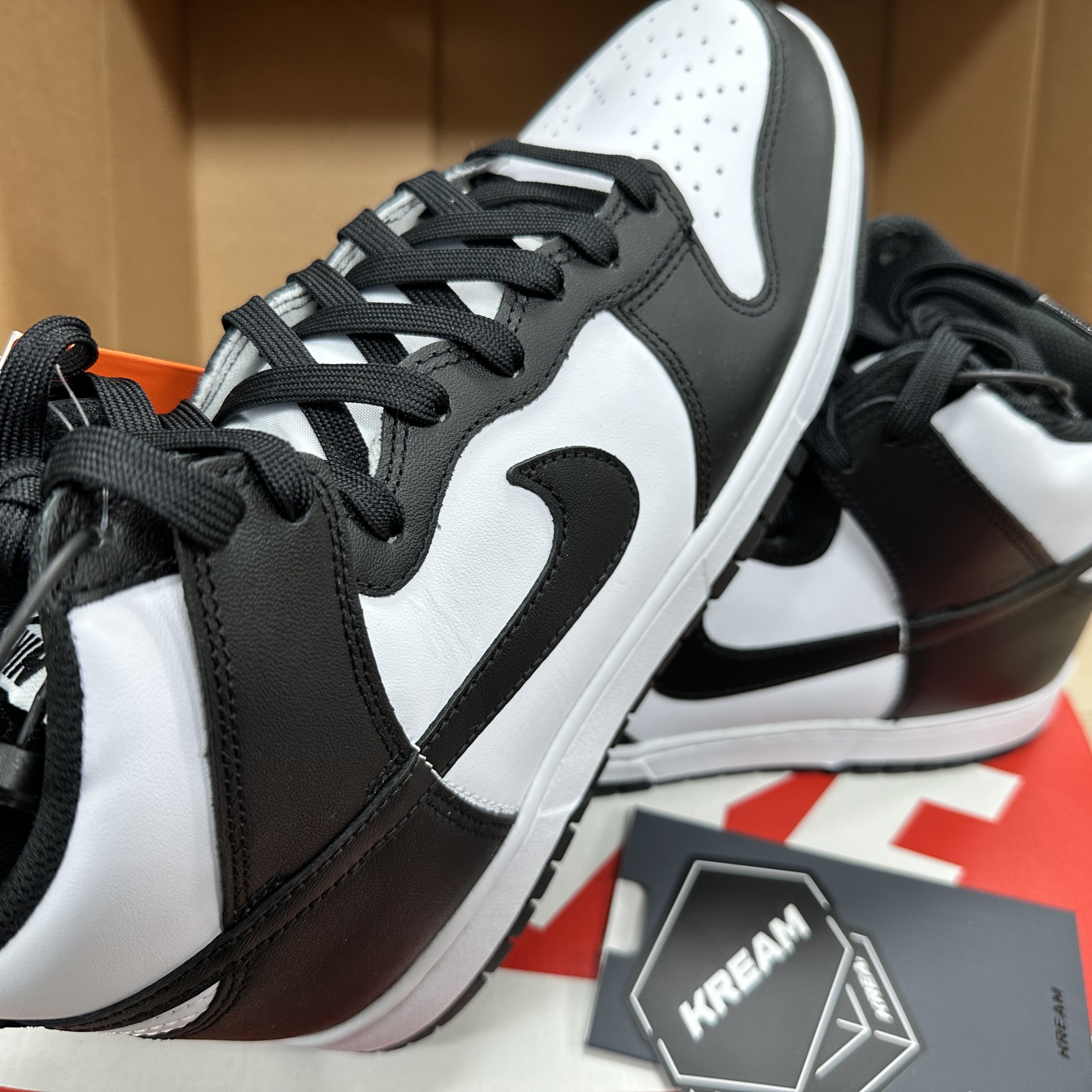 Nike Dunk High Retro Championship White 착용 스타일 - 2