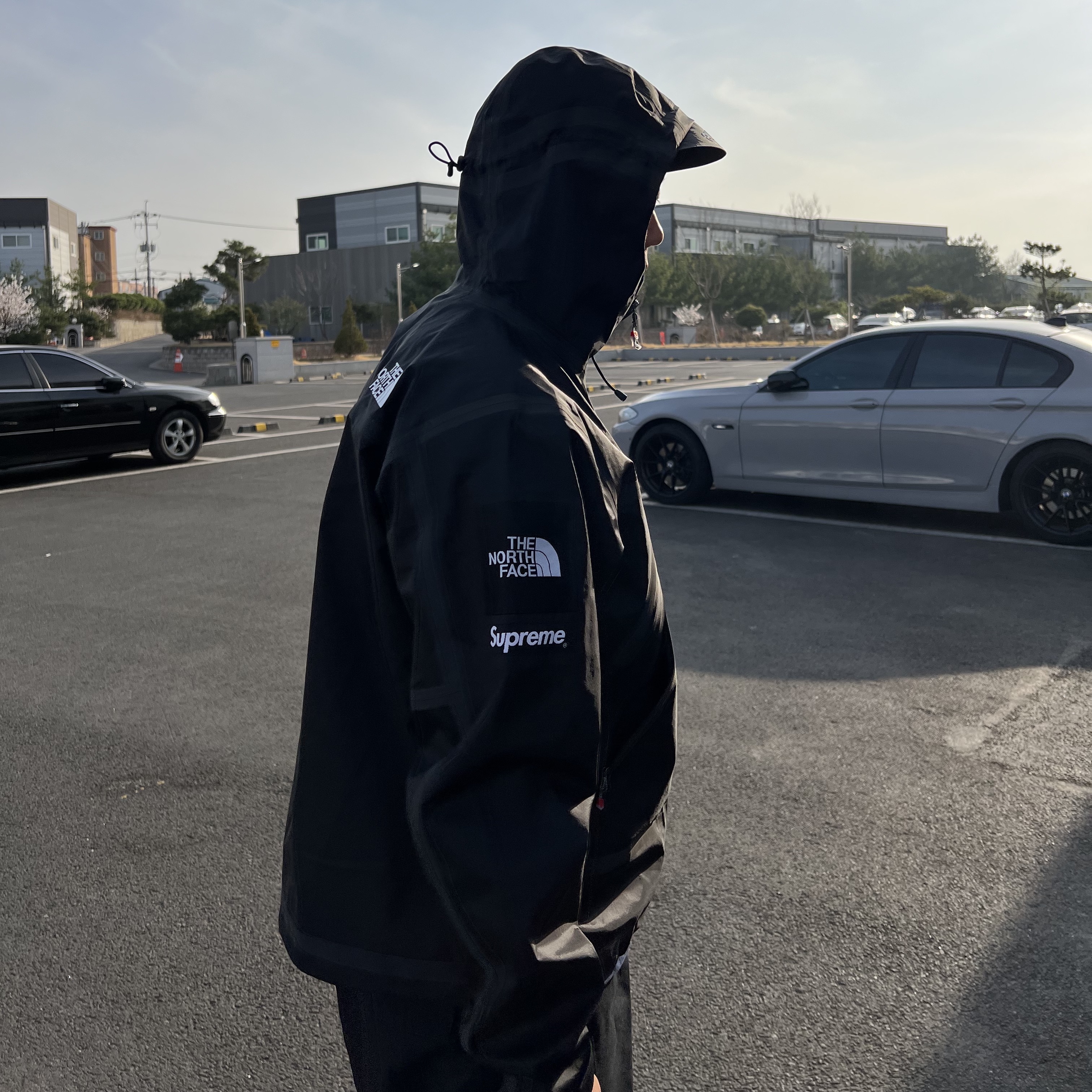 Supreme x The North Face Summit Series Outer Tape Seam Jacket Black - 21SS 착용 스타일