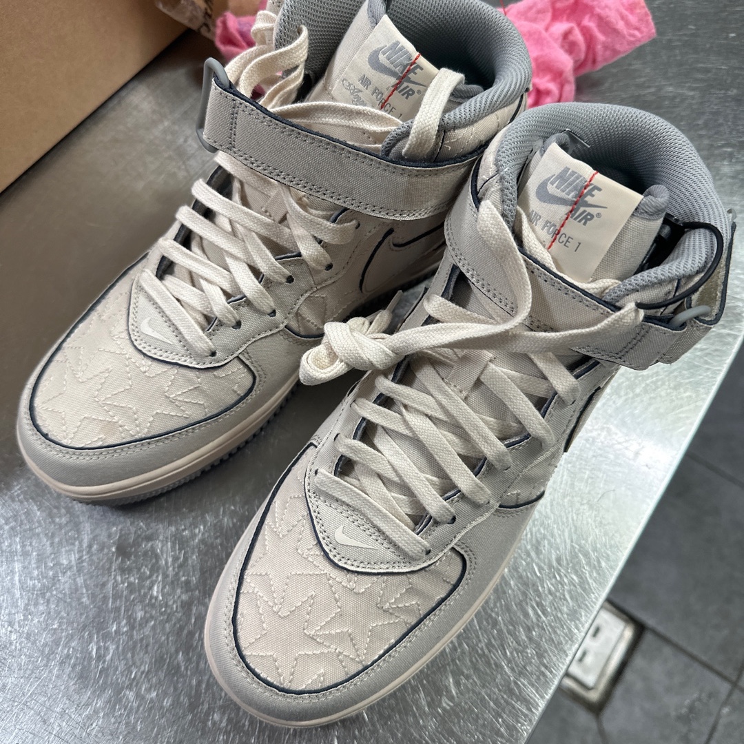 Nike Air Force 1 Mid '07 Pearl White 착용 스타일