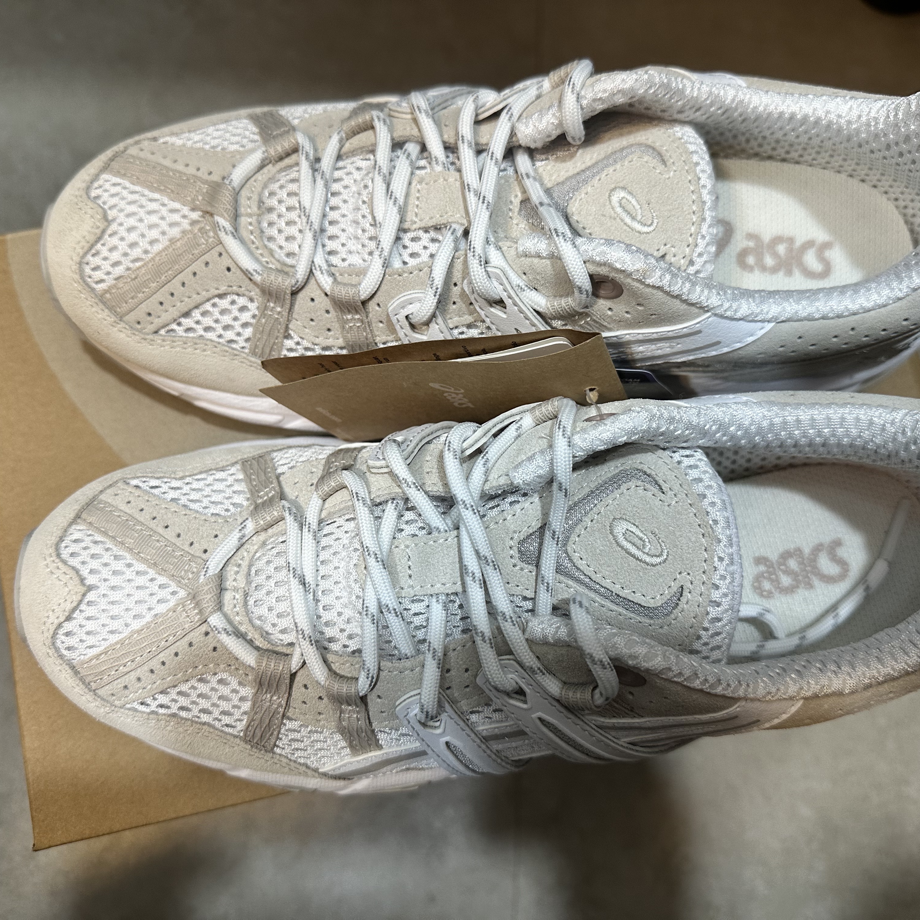 (W) Asics Gel-Sonoma 15-50 White Oatmeal 착용 스타일 - 3
