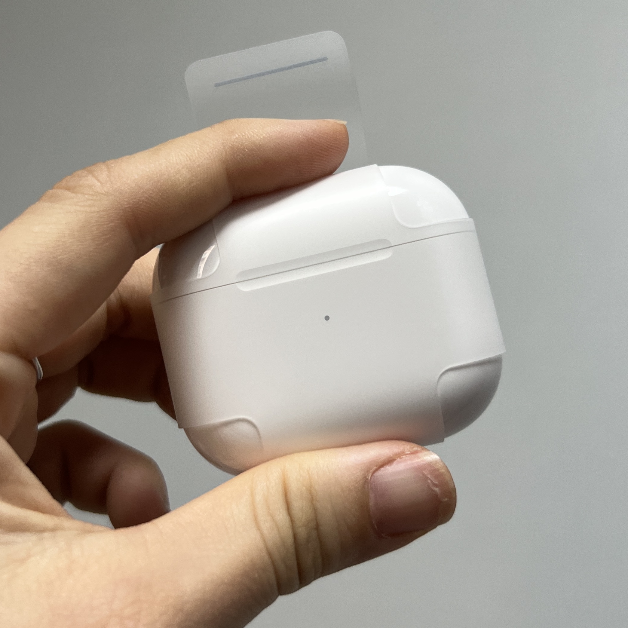 Apple Airpods 3rd Gen with MagSafe Charging Case (Korean Ver.) 착용 스타일 - 5