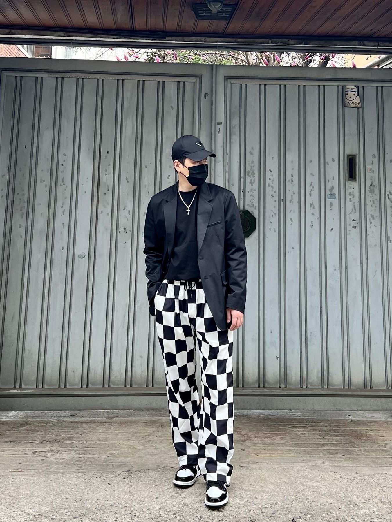 Jordan 1 Mid SE ASW Black 착용 스타일 - 1