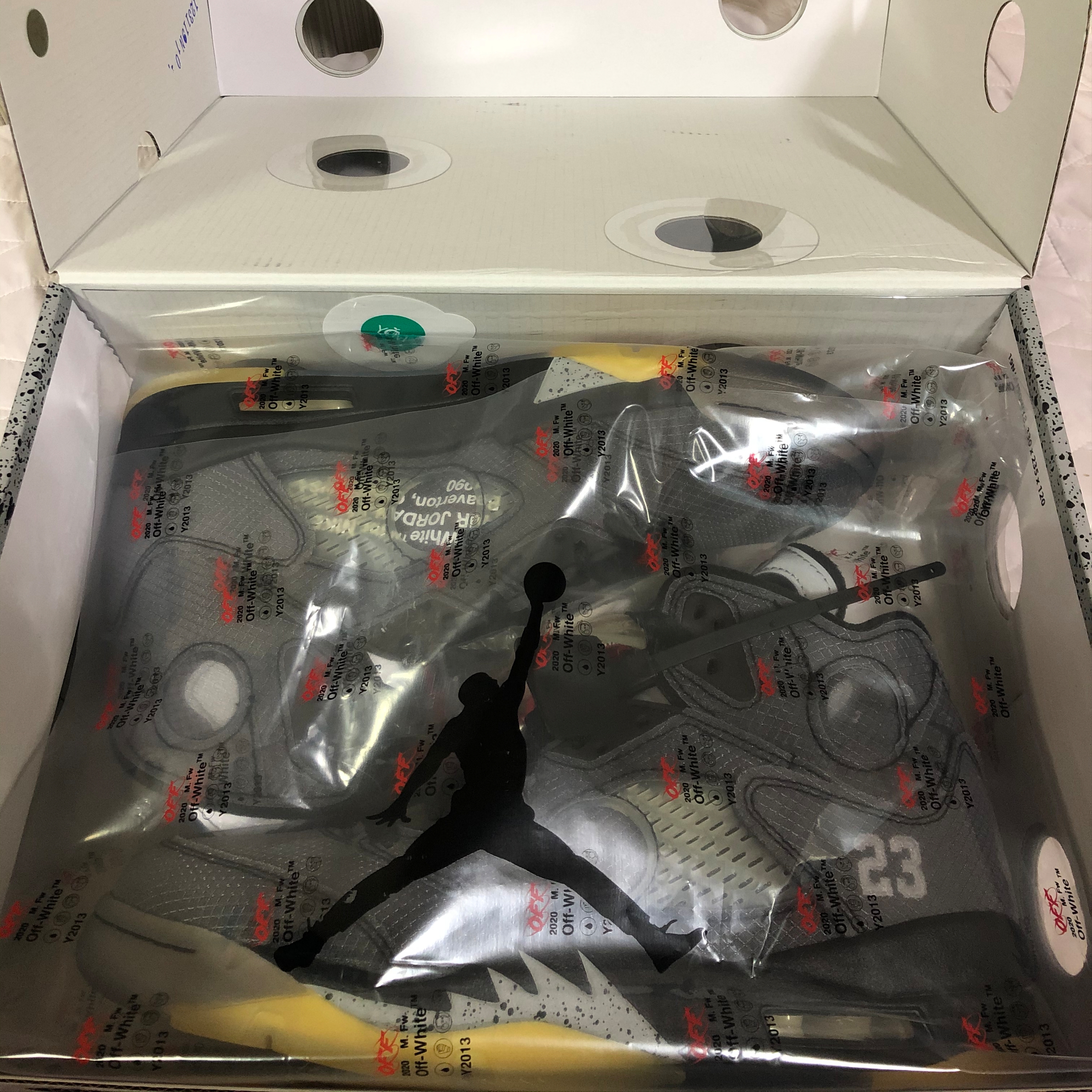 Jordan 5 x Off-White Retro SP Black Muslin 착용 스타일 - 2