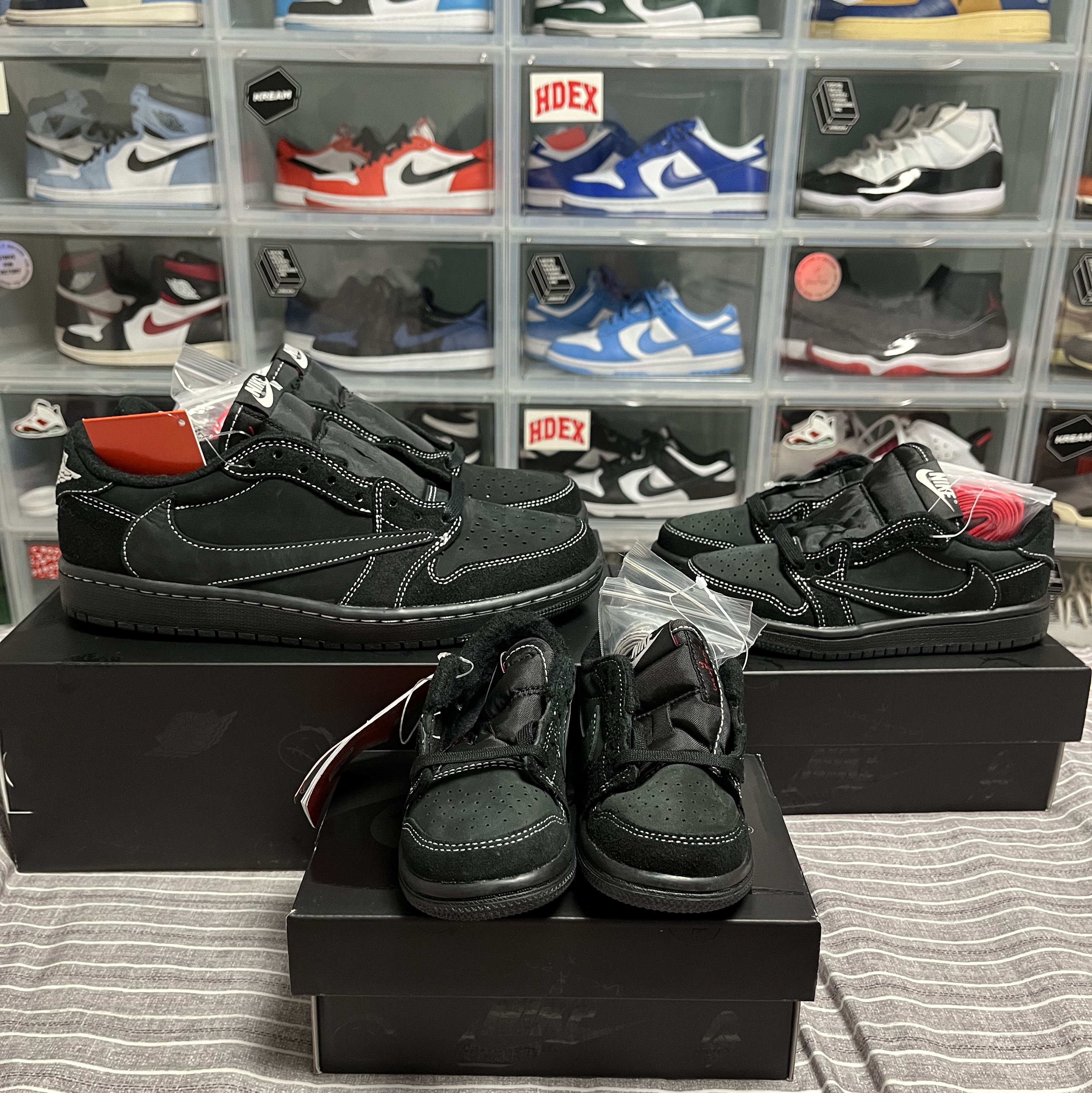 Jordan 1 x Travis Scott Retro Low OG SP Black Phantom, (PS) Jordan 1 x Travis Scott Retro Low OG SP Black Phantom 착용 스타일 - 1