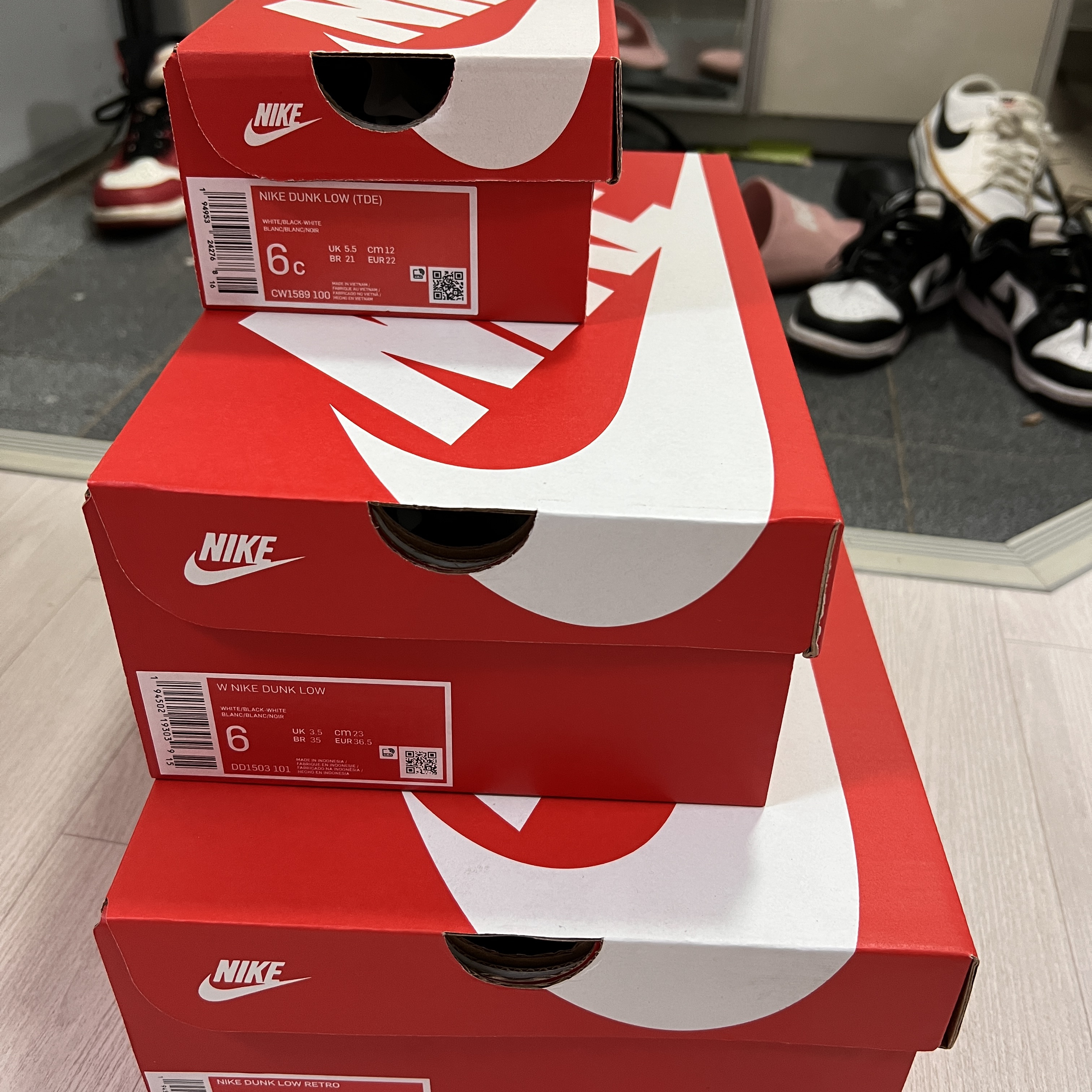 Nike Dunk Low Retro Black, (W) Nike Dunk Low Black 착용 스타일 - 1