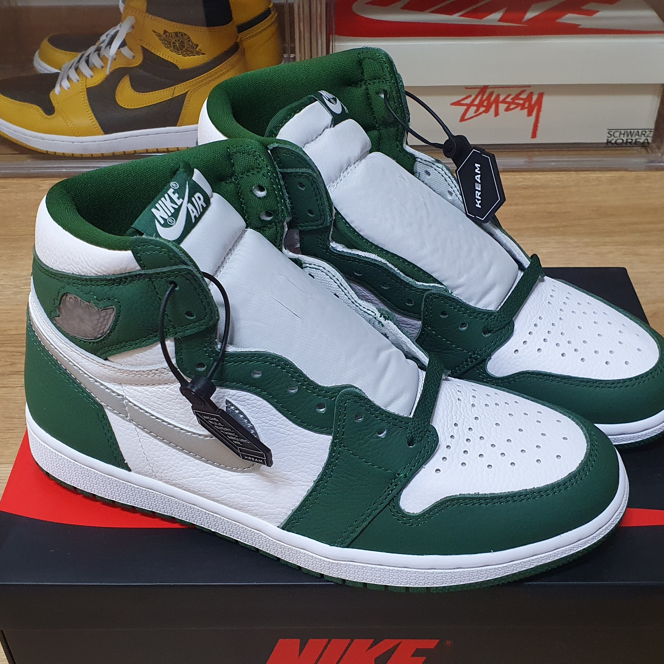 Jordan 1 Retro High OG Gorge Green 착용 스타일 - 3